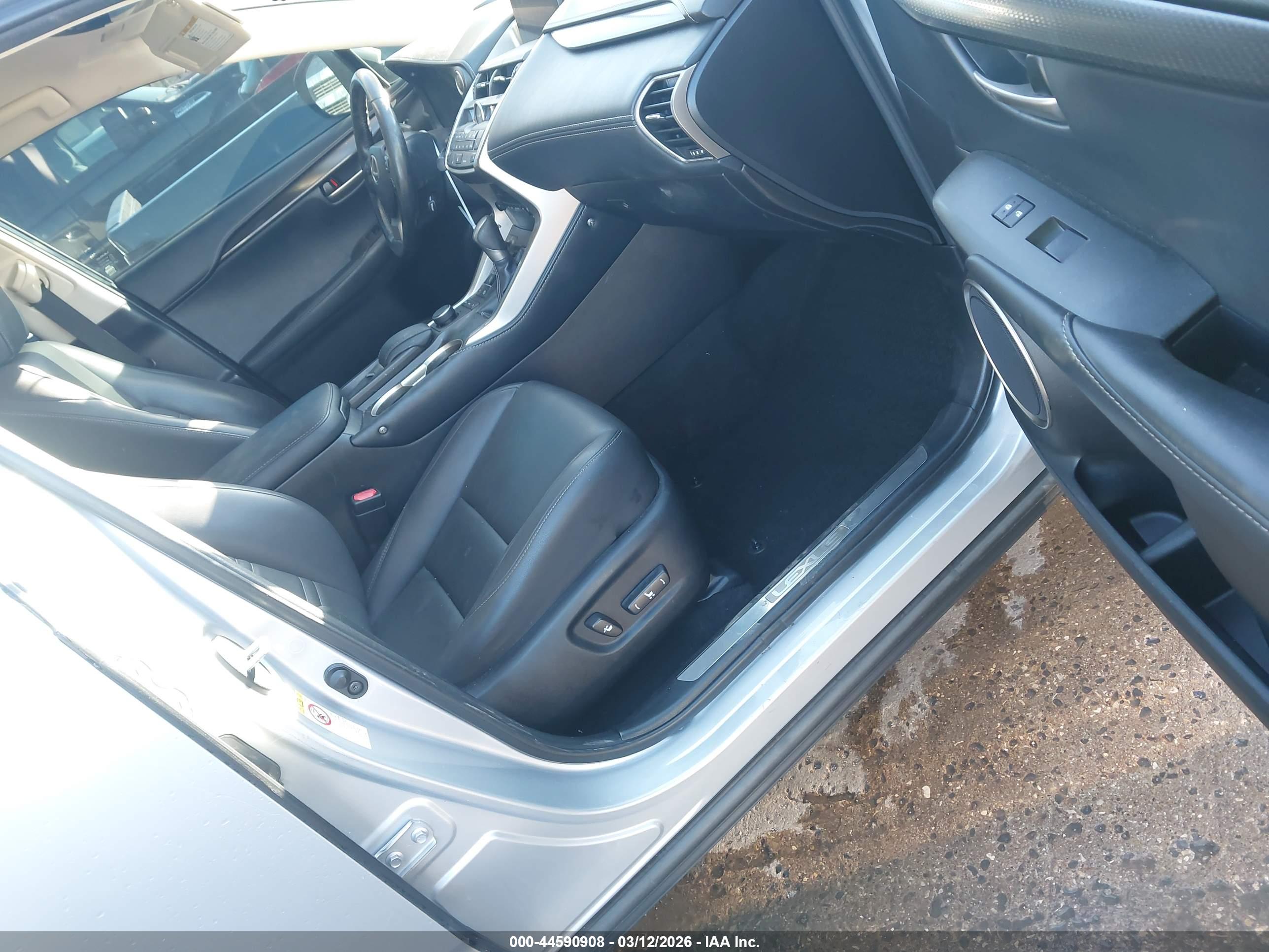 LEXUS NX image 5