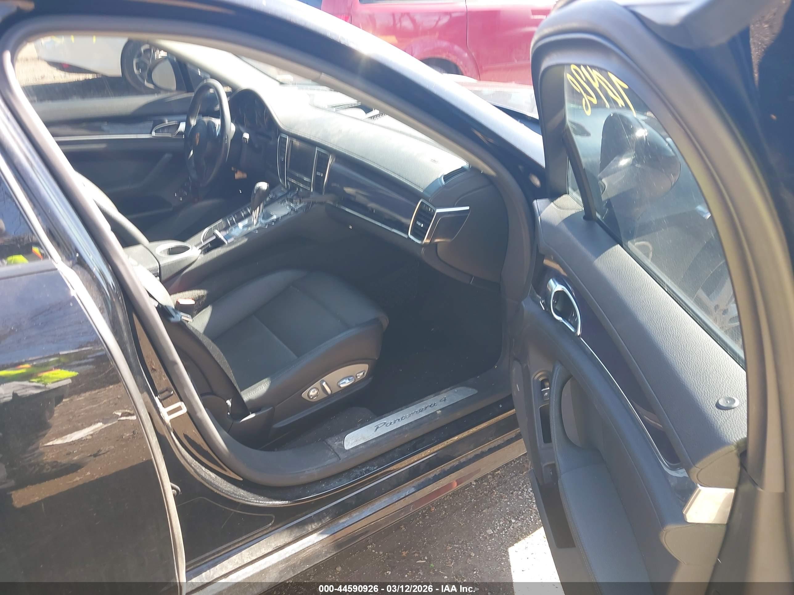 PORSCHE PANAMERA image 5