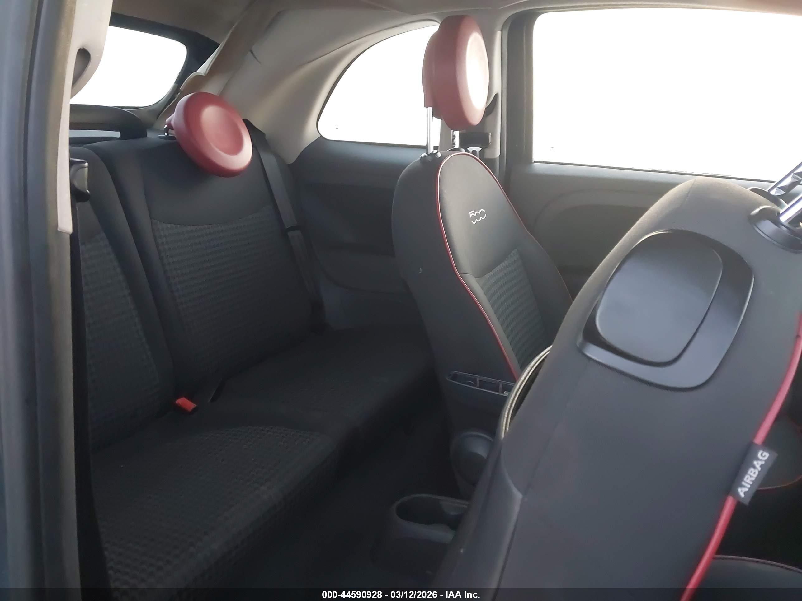 FIAT 500C image 8