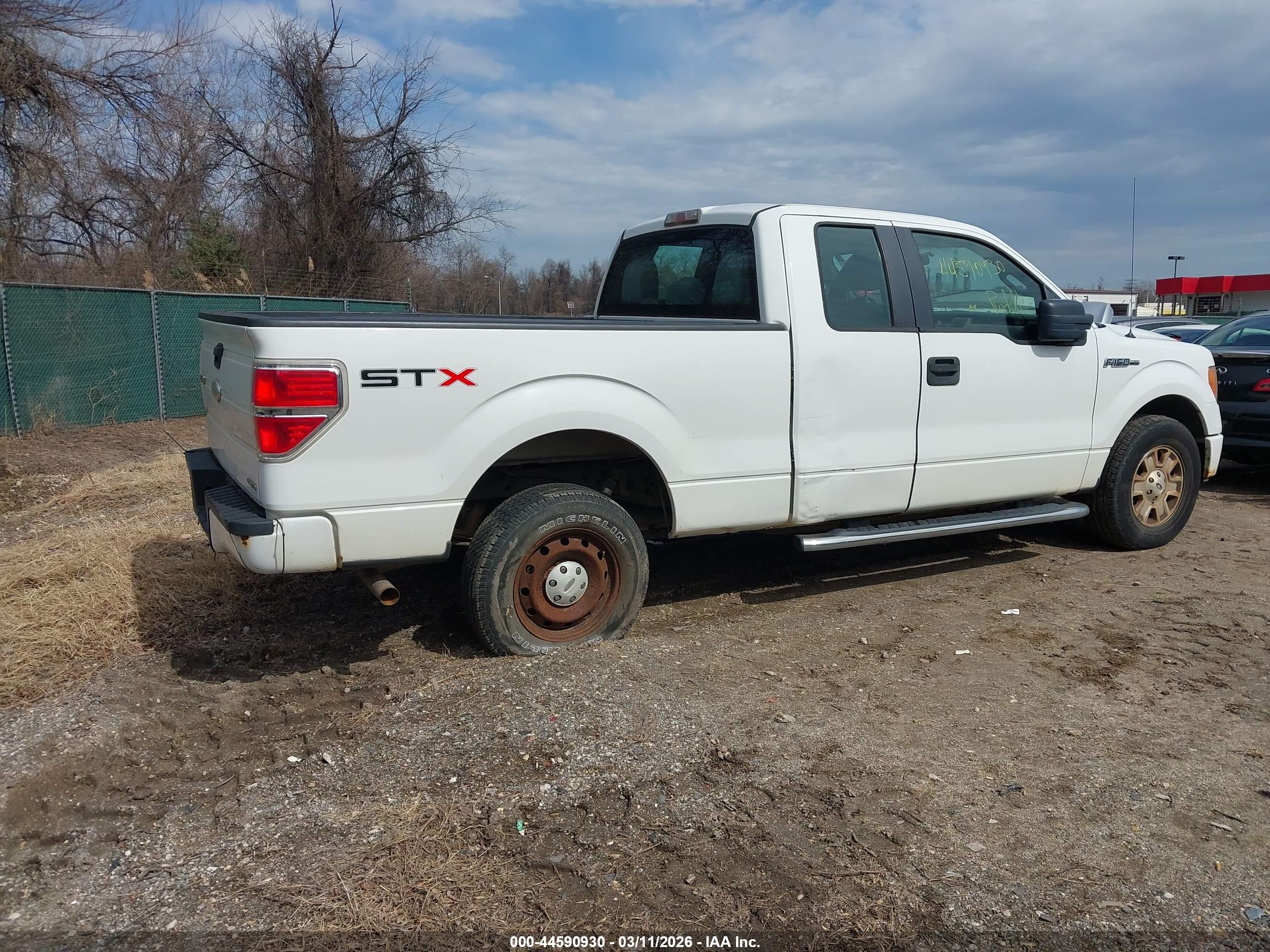 FORD F-150 image 4