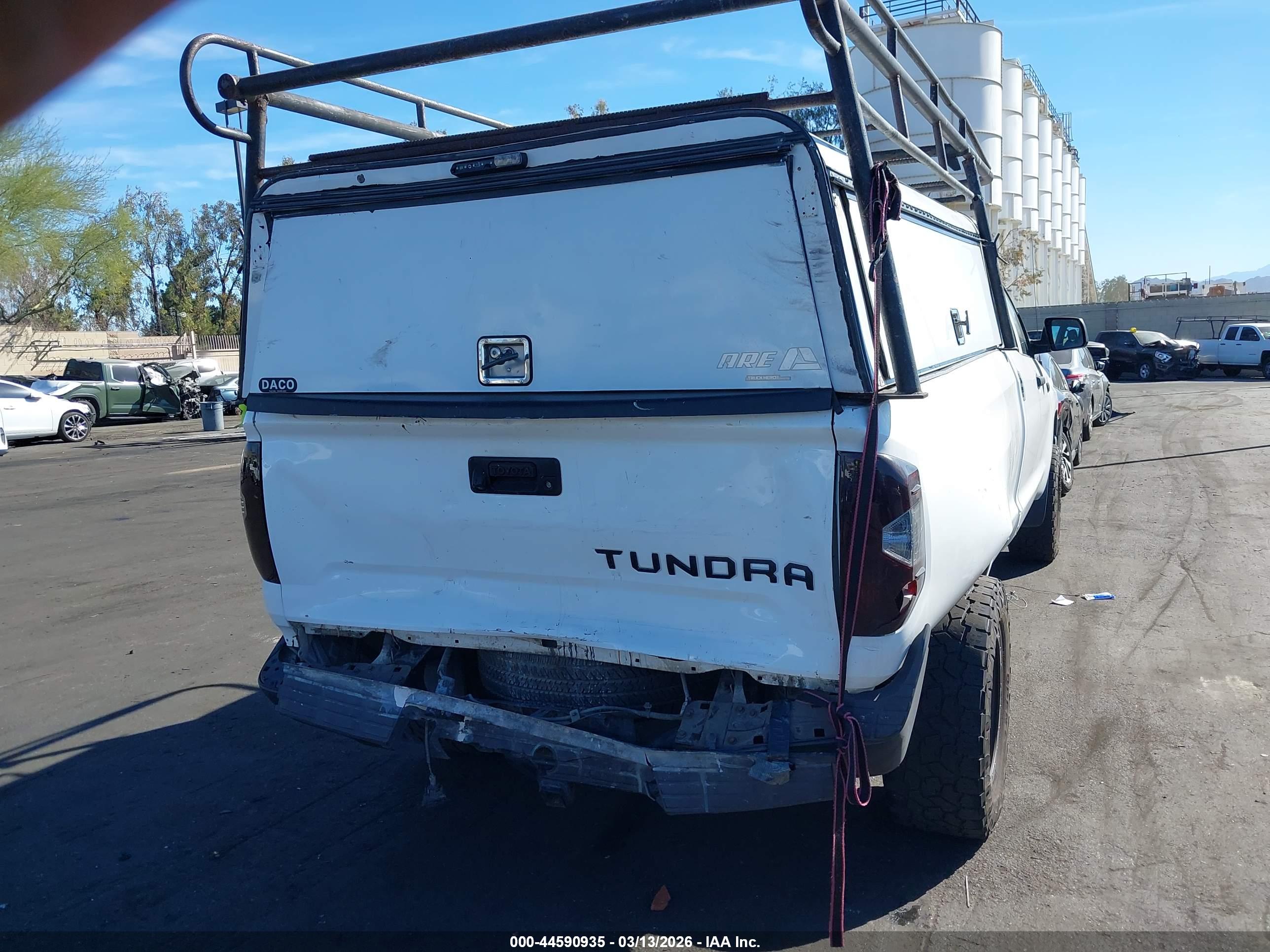 TOYOTA TUNDRA image 6
