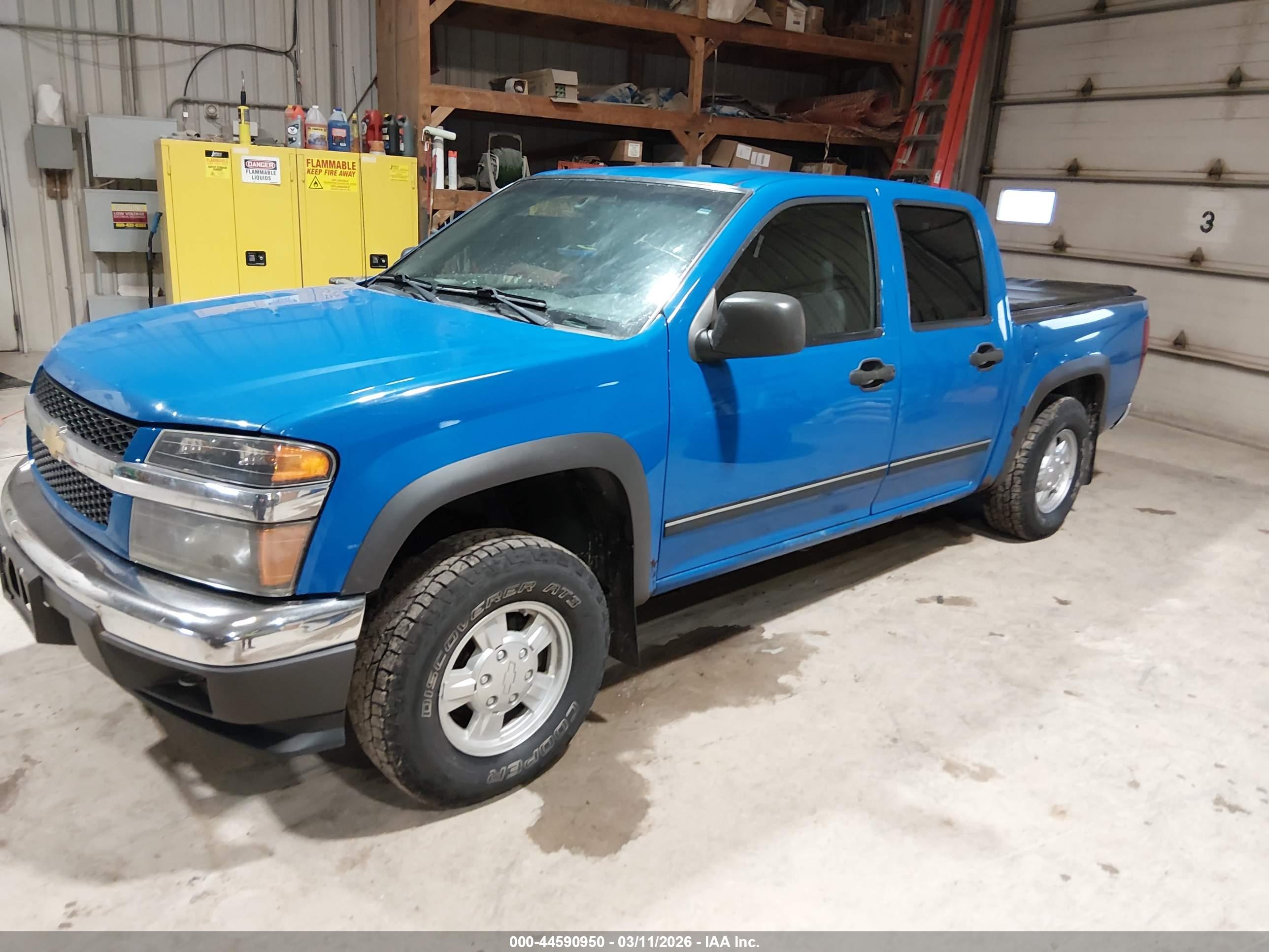 CHEVROLET COLORADO image 2