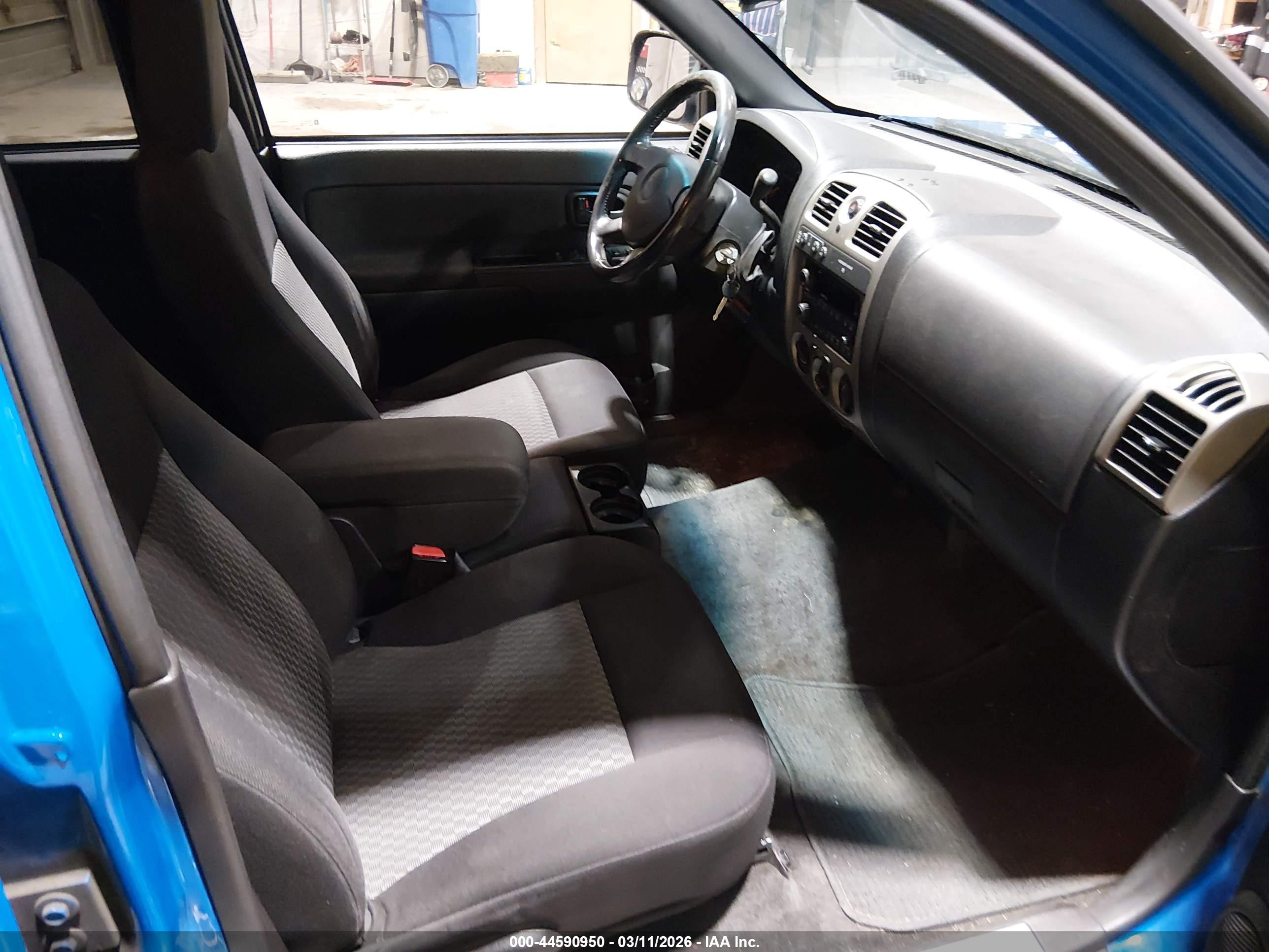 CHEVROLET COLORADO image 5