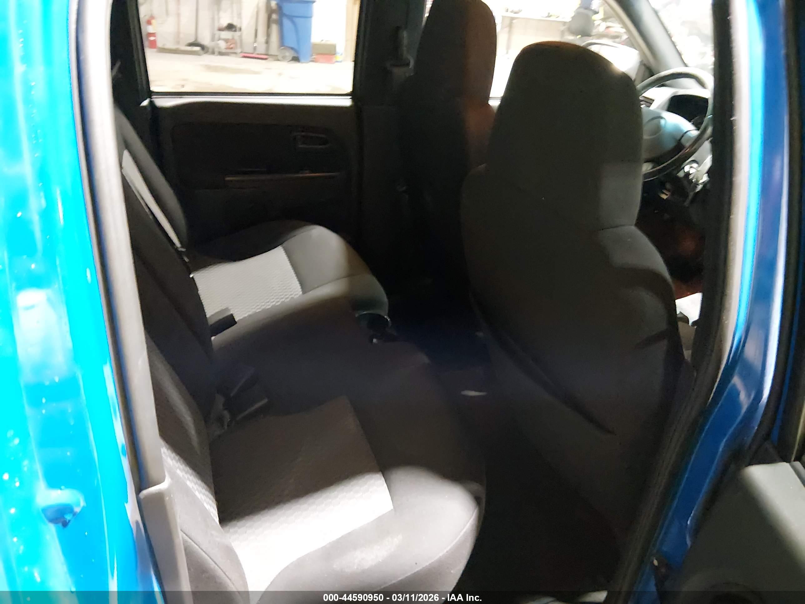 CHEVROLET COLORADO image 8