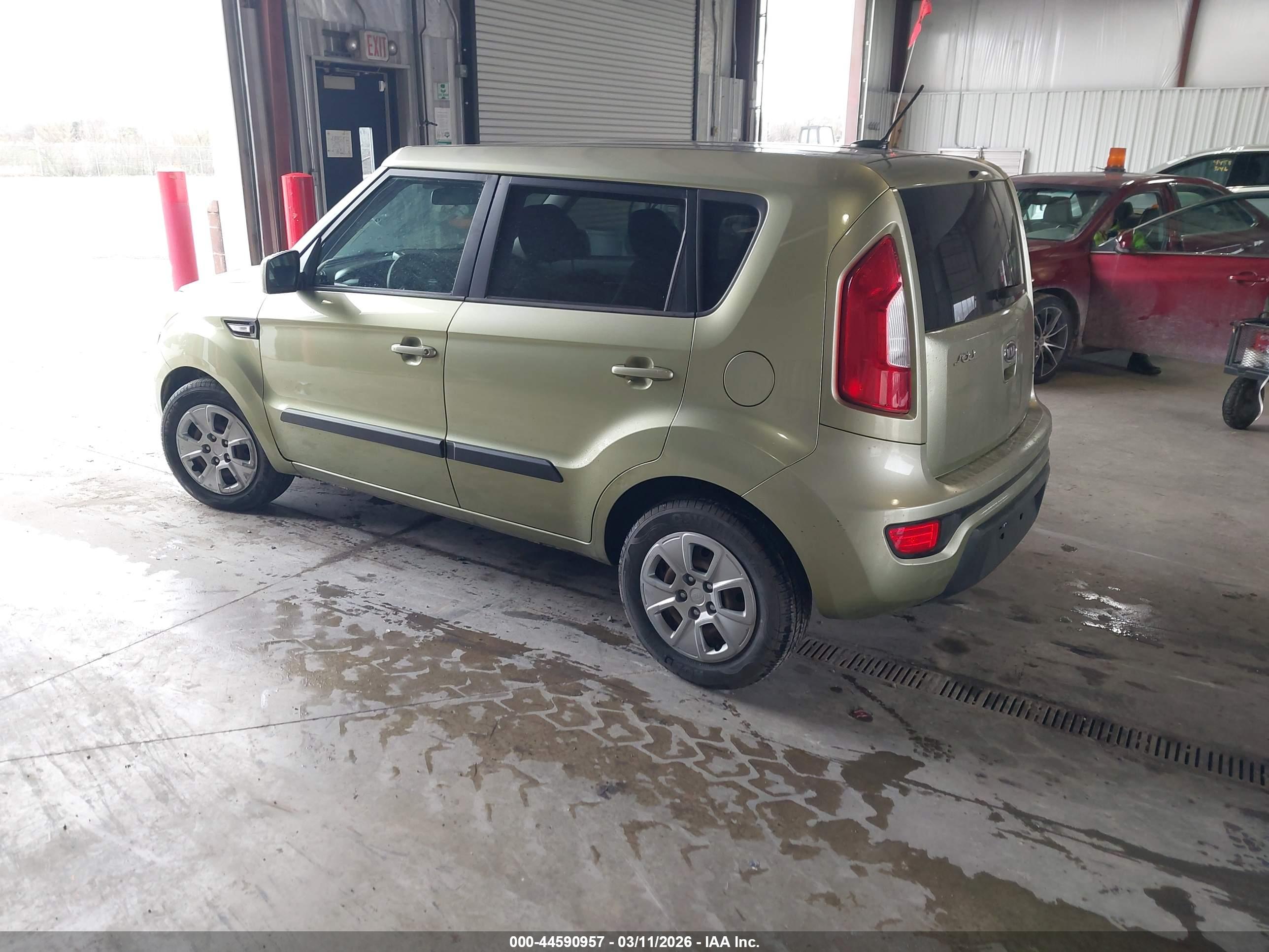 KIA SOUL image 3