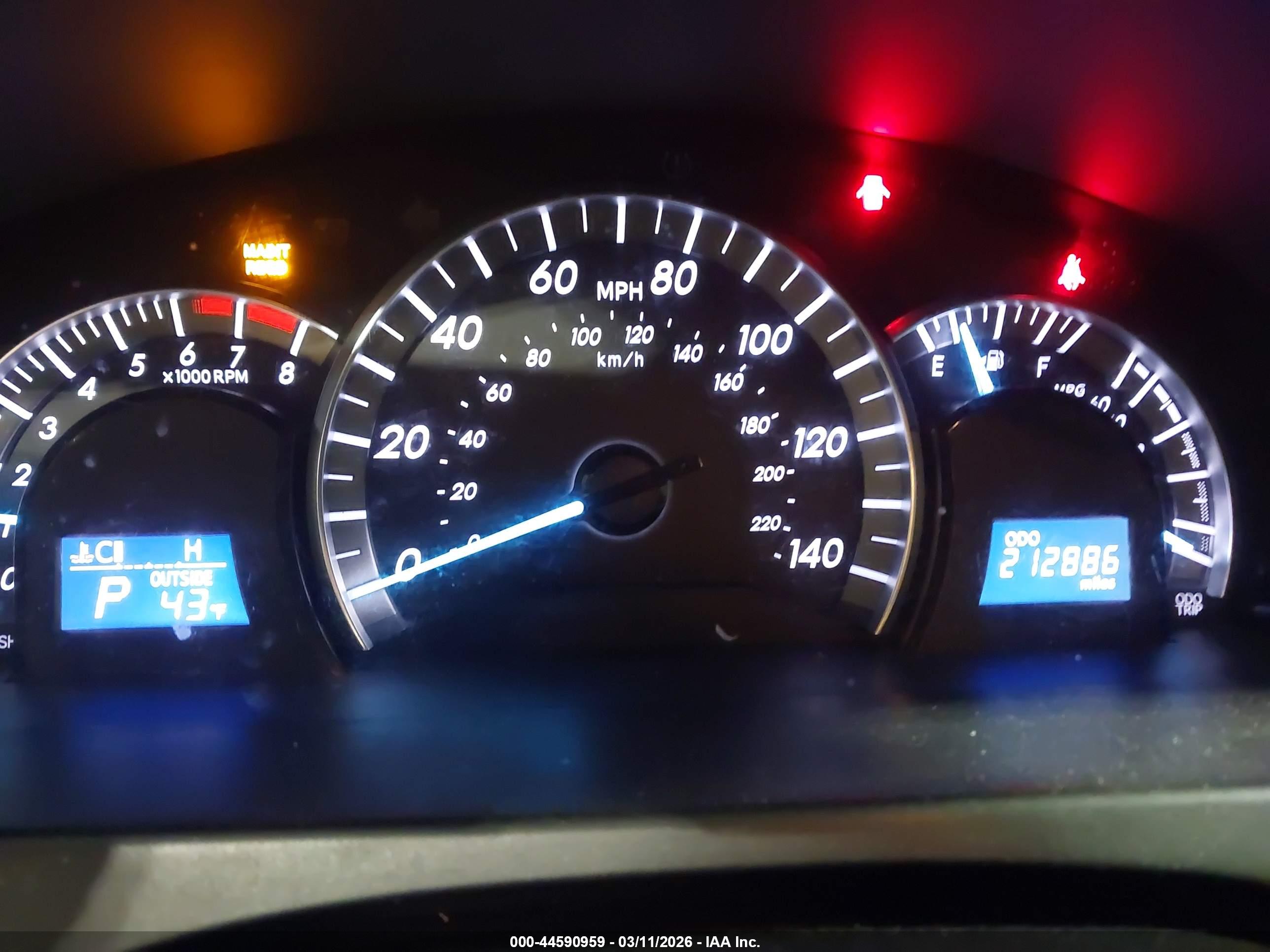 TOYOTA CAMRY image 7