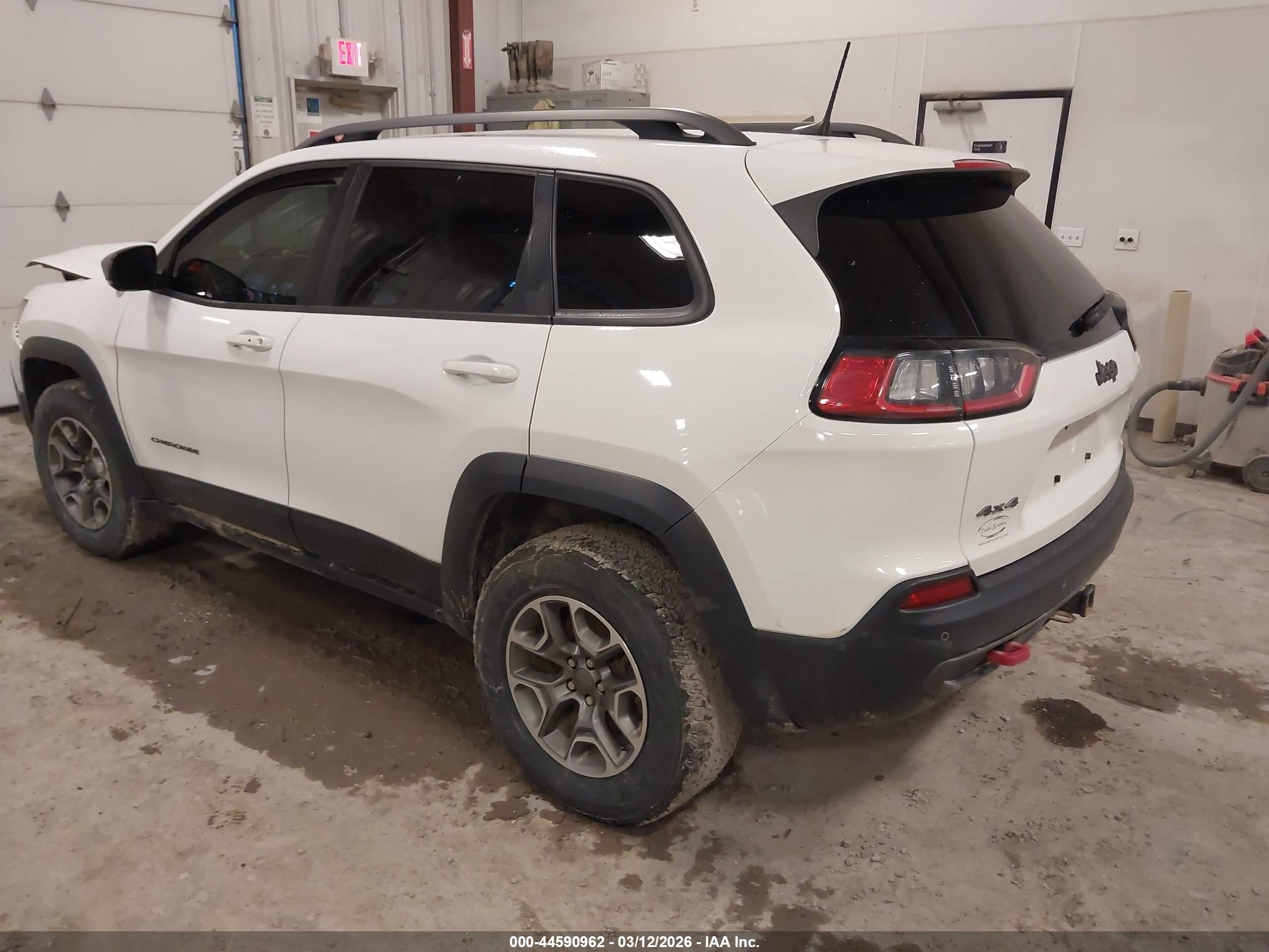 JEEP CHEROKEE image 3