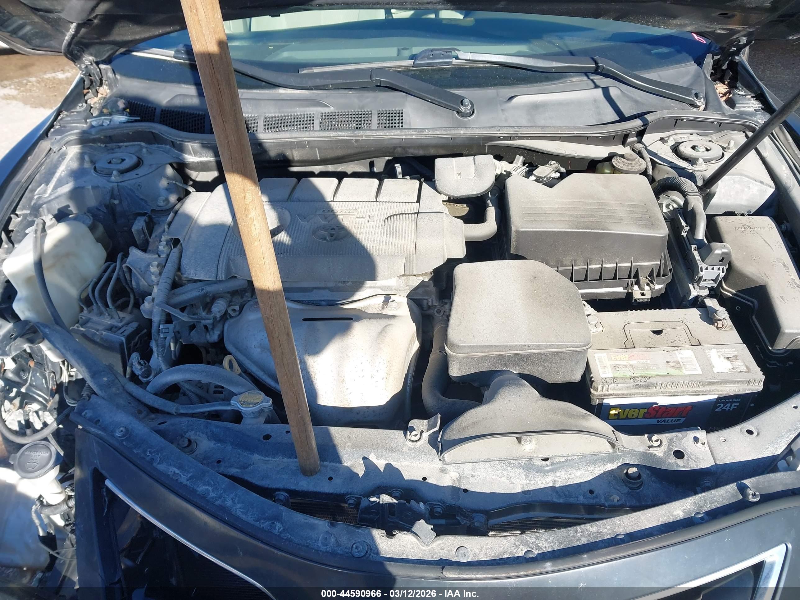 TOYOTA CAMRY image 10