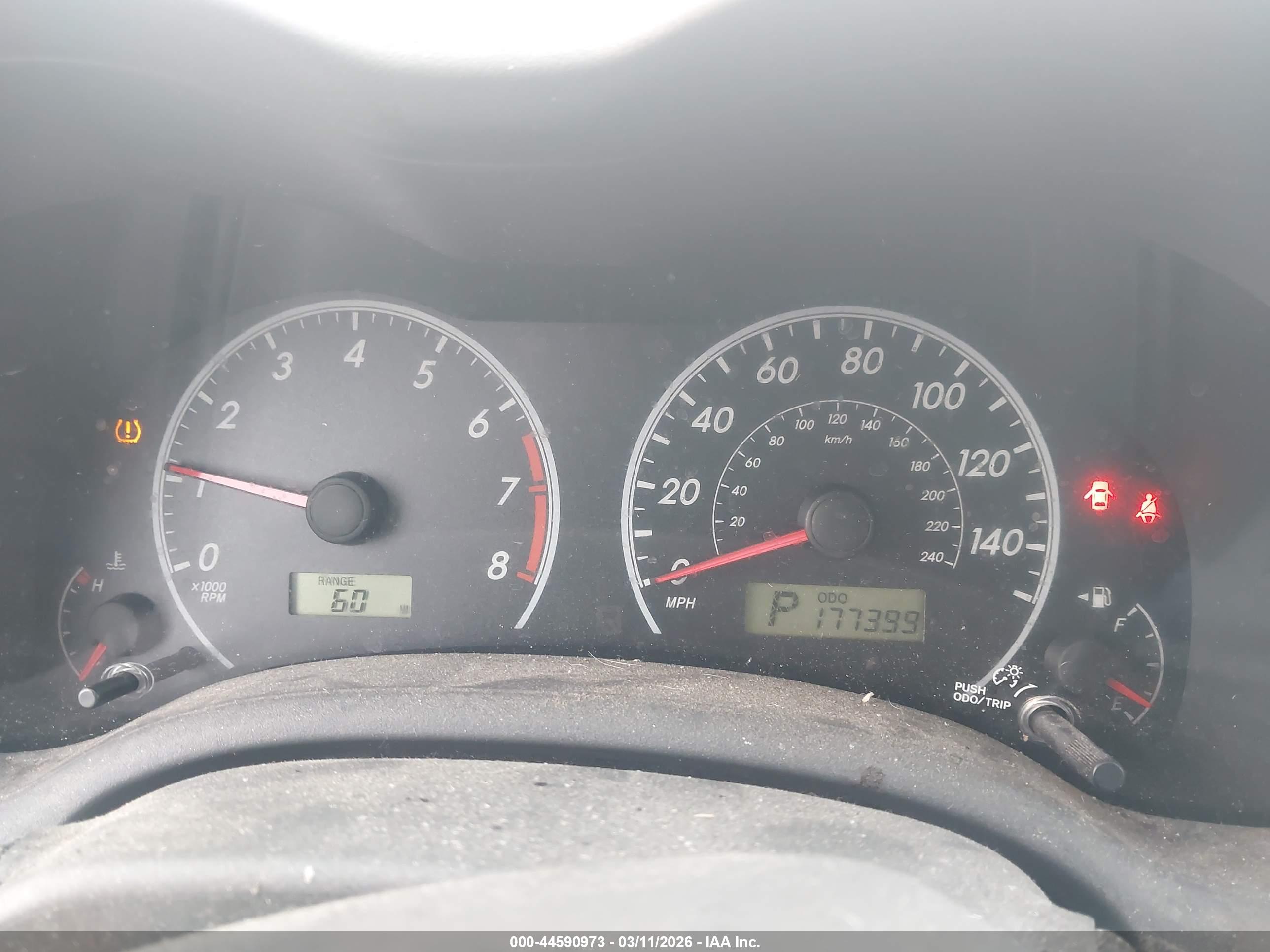 TOYOTA COROLLA image 7