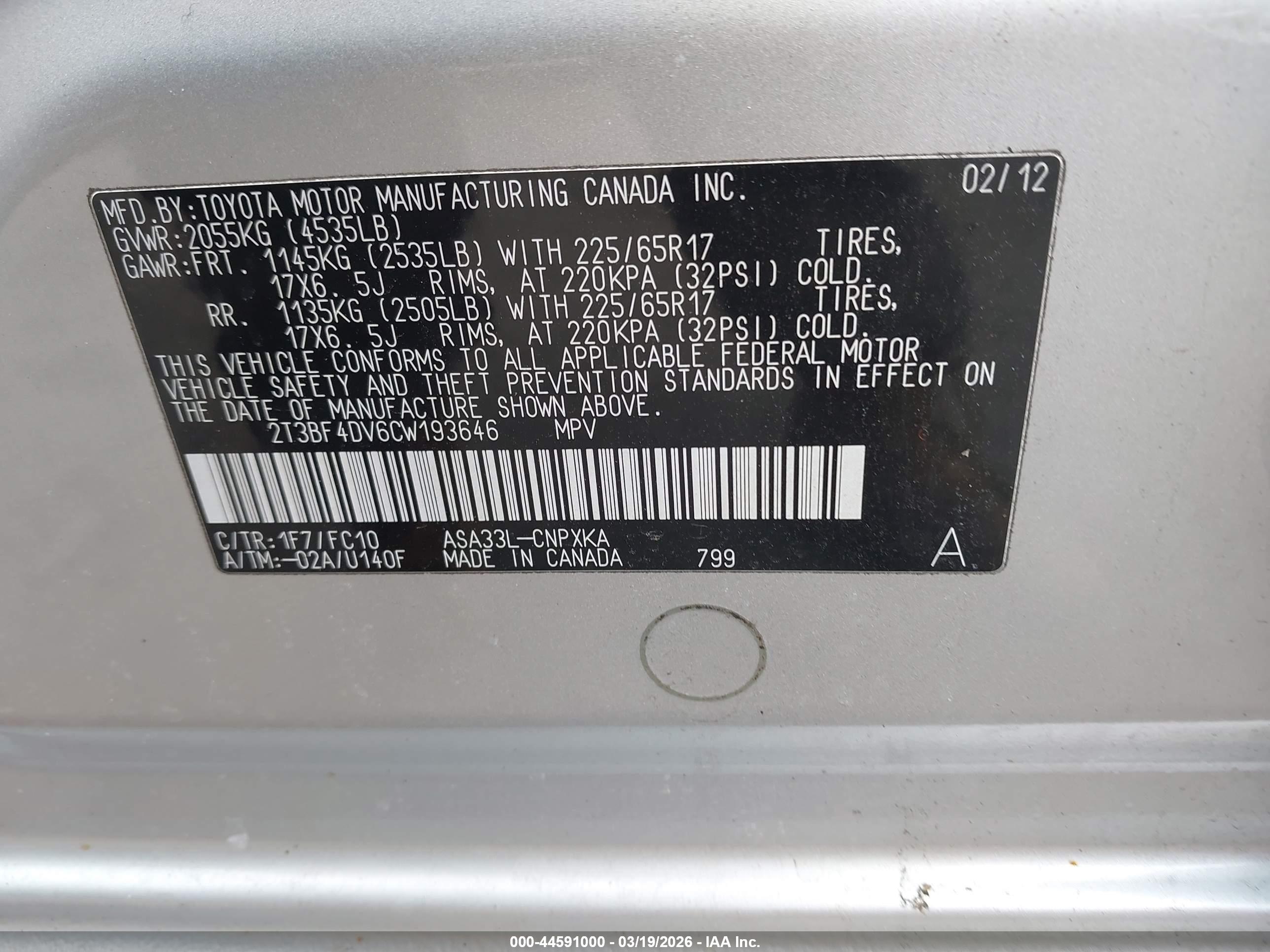 TOYOTA RAV4 image 9