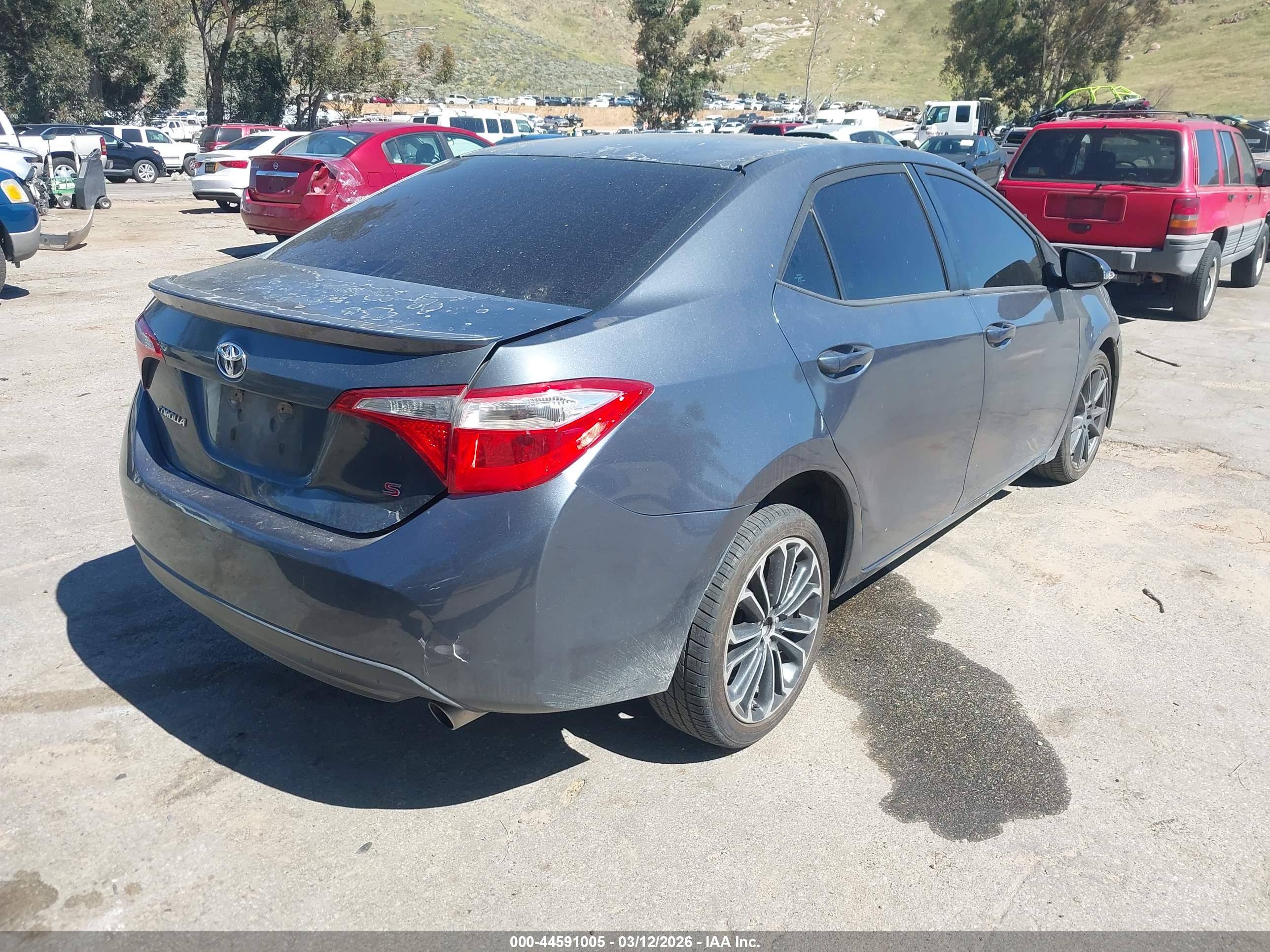 TOYOTA COROLLA image 4