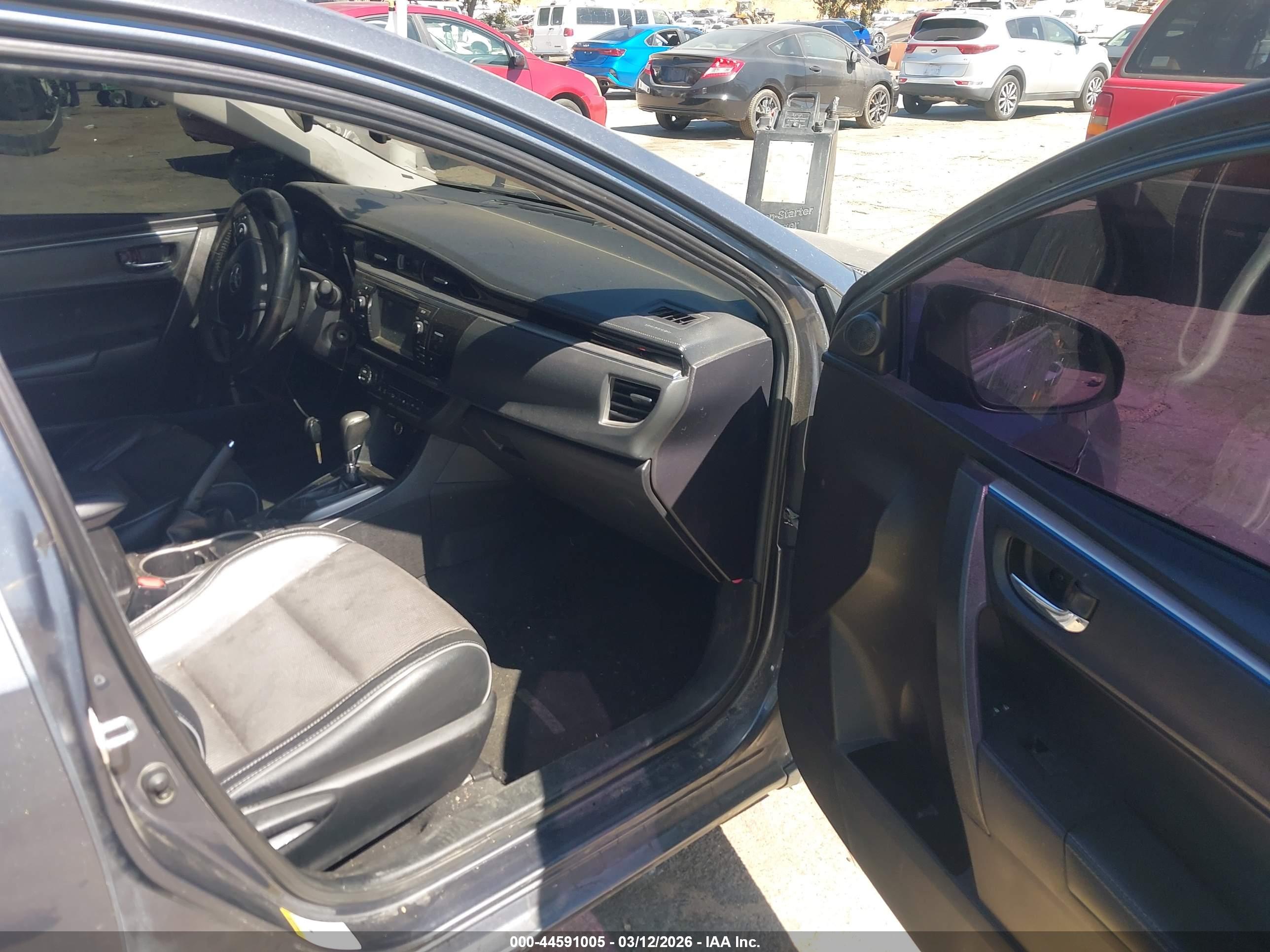 TOYOTA COROLLA image 5