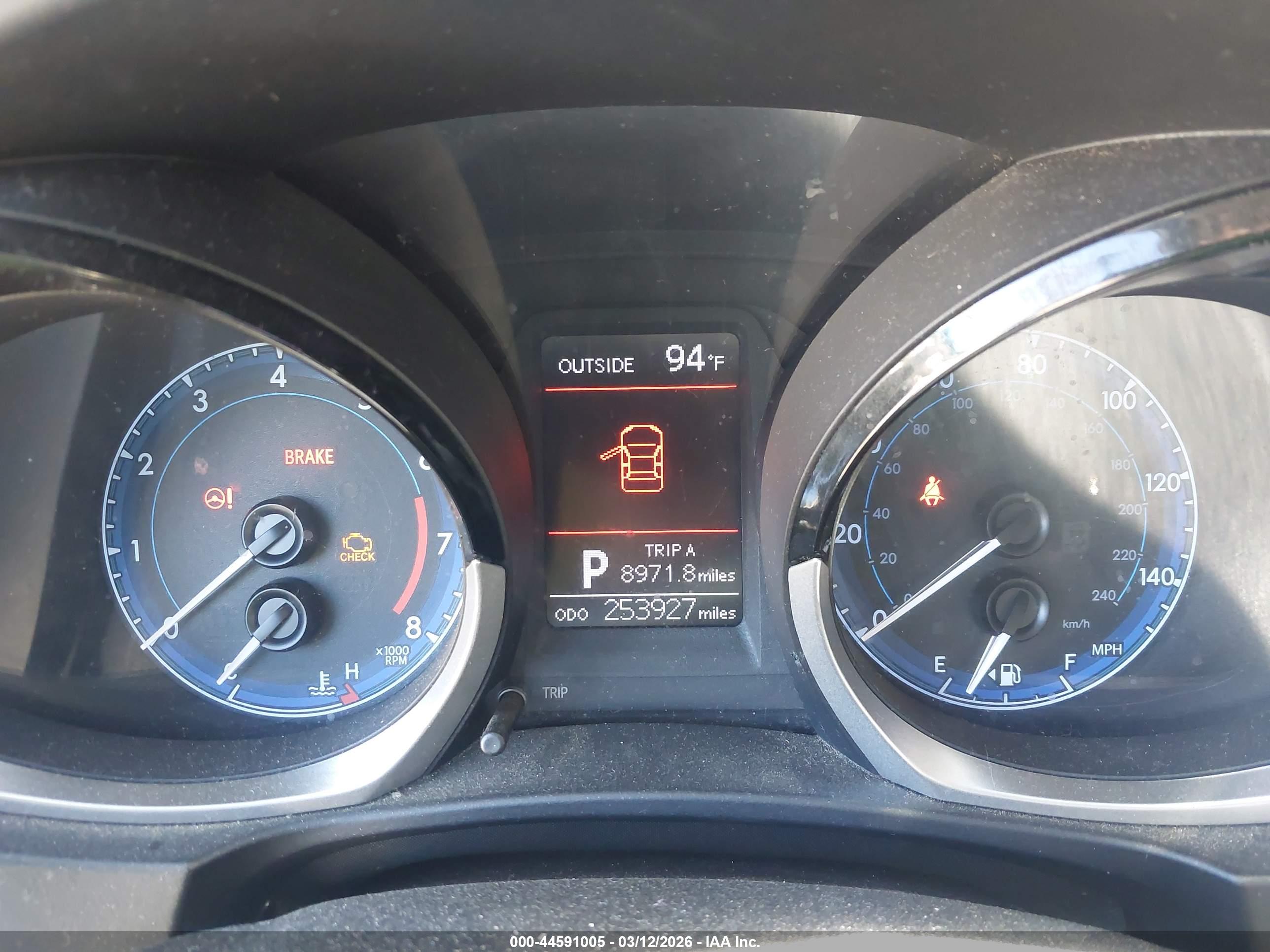 TOYOTA COROLLA image 7