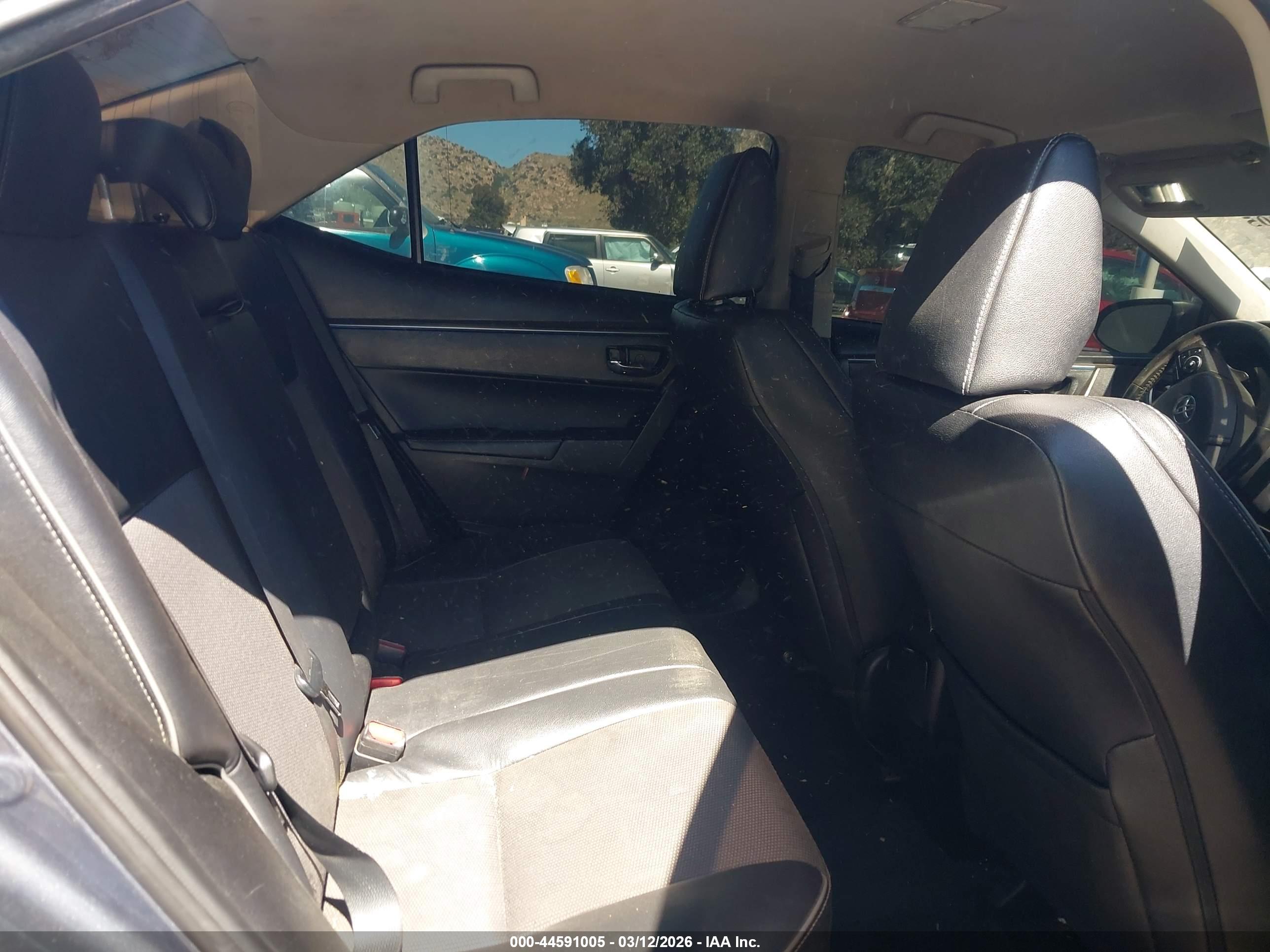 TOYOTA COROLLA image 8