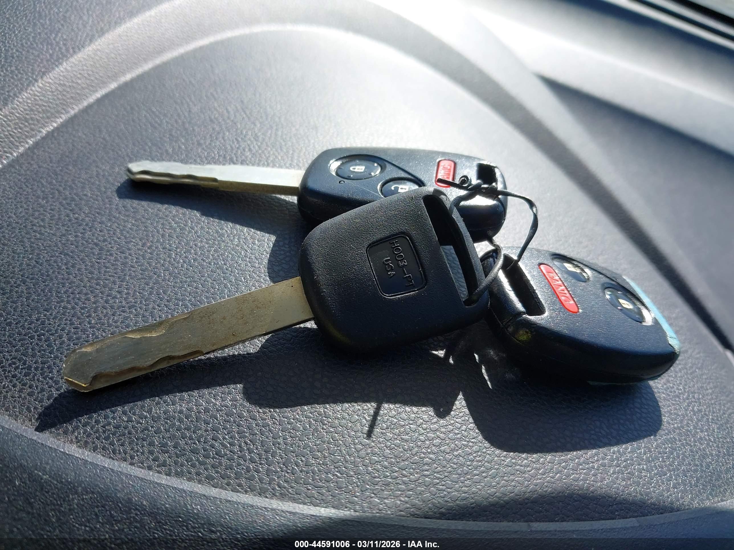 HONDA FIT image 11