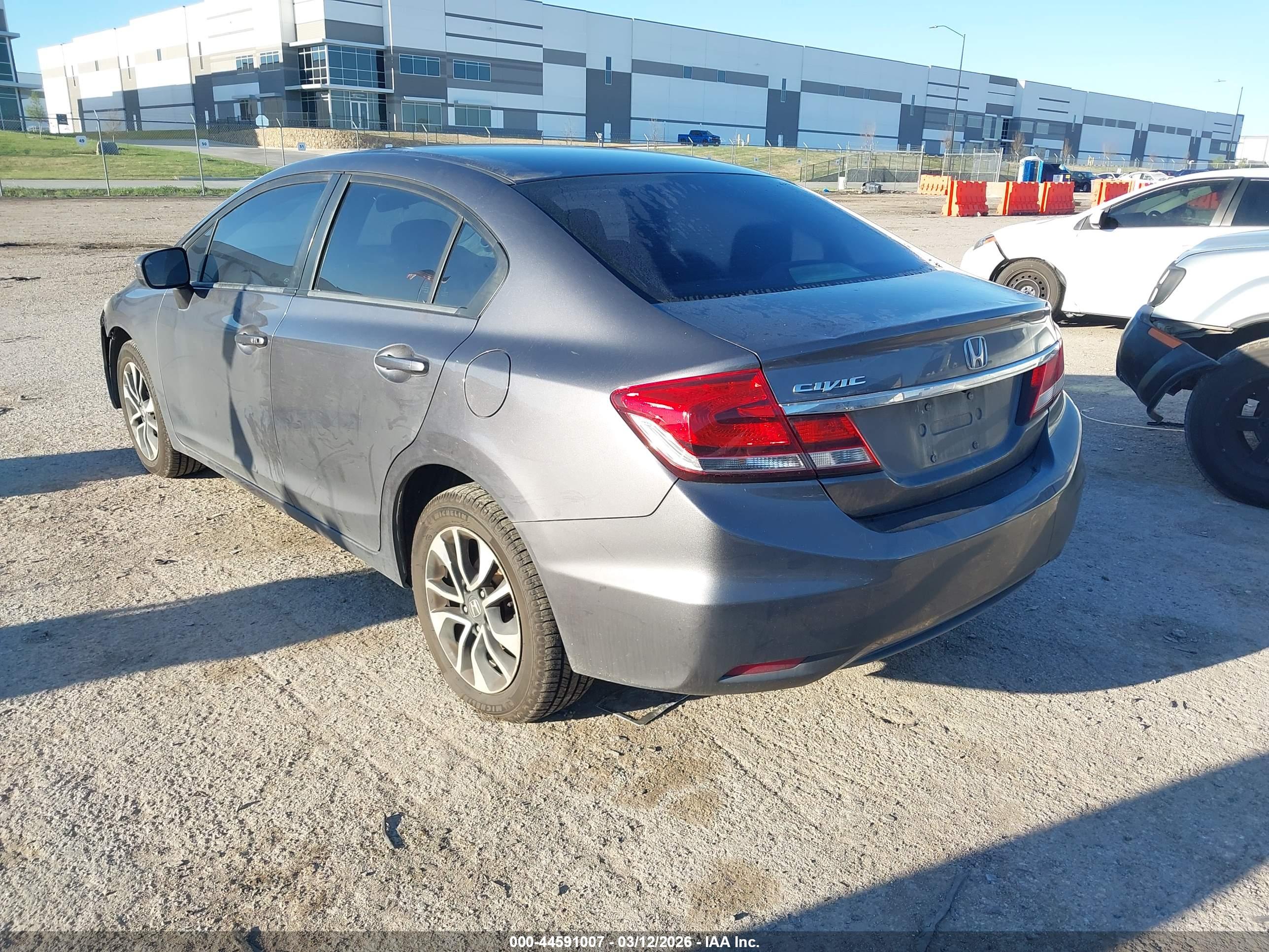 HONDA CIVIC image 3