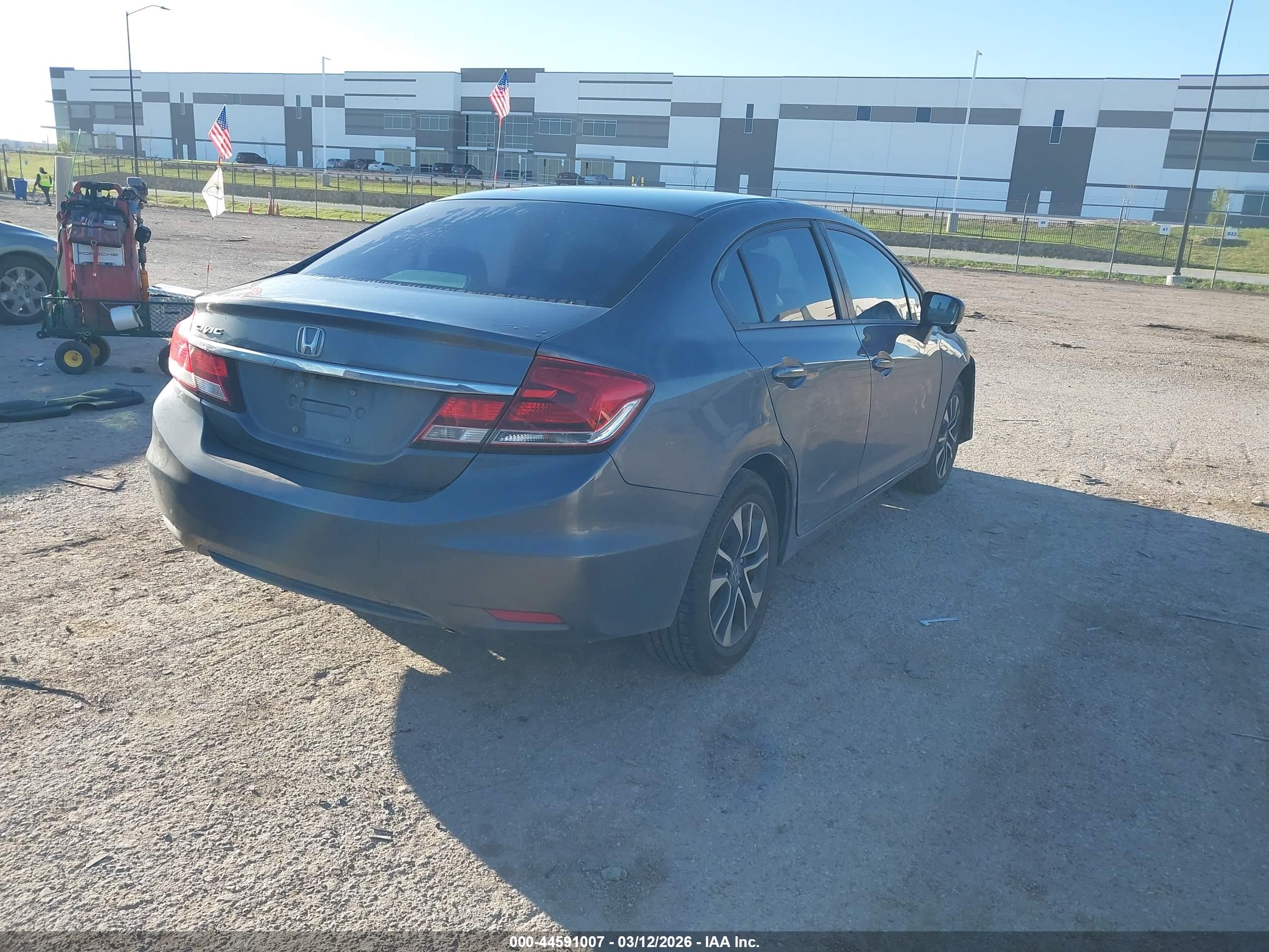 HONDA CIVIC image 4