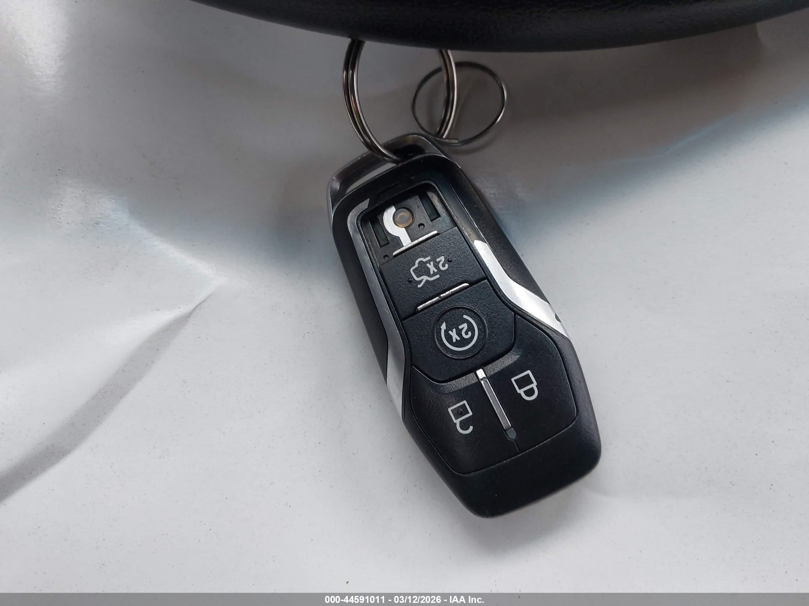 FORD EDGE image 11