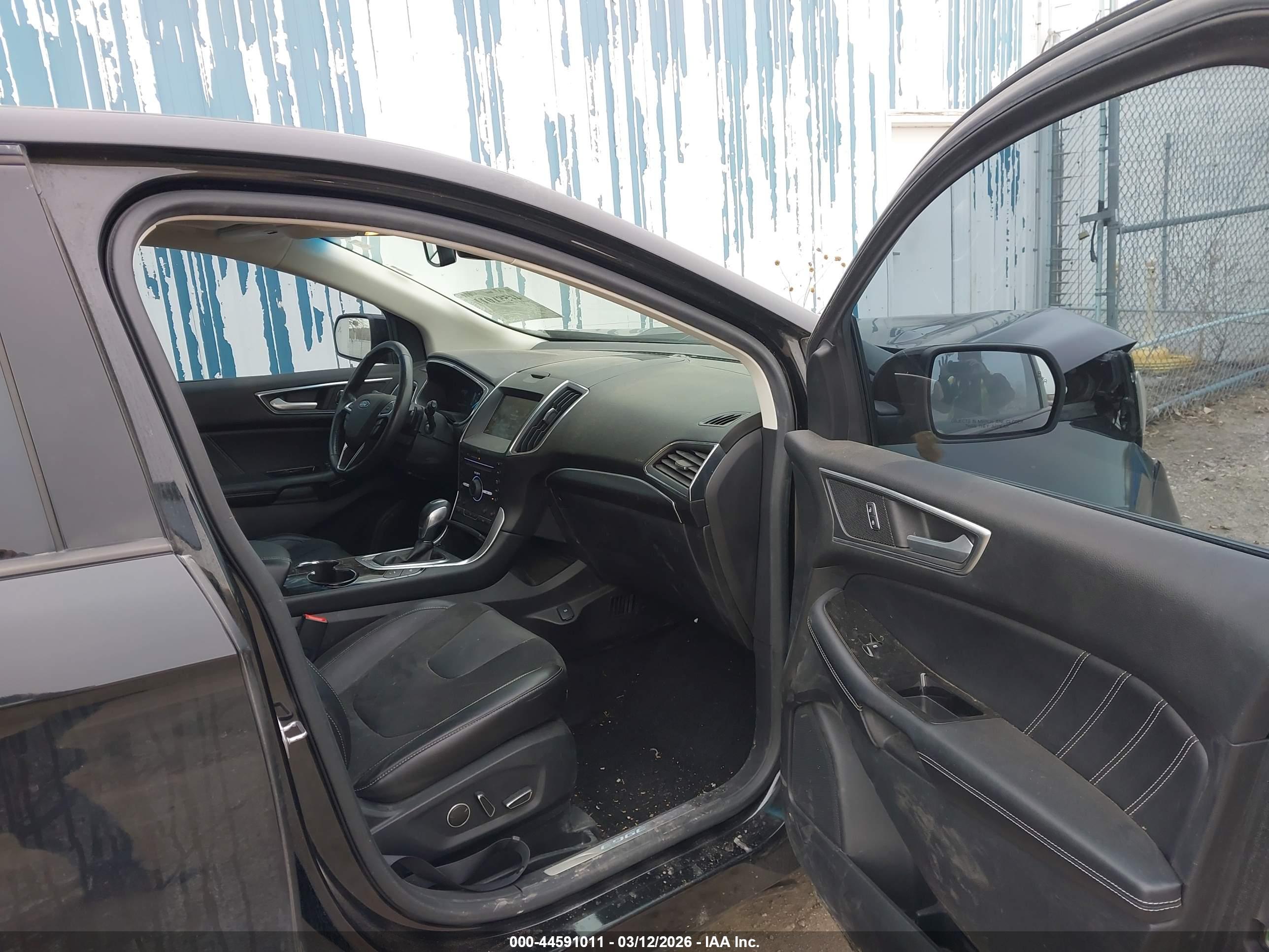 FORD EDGE image 5