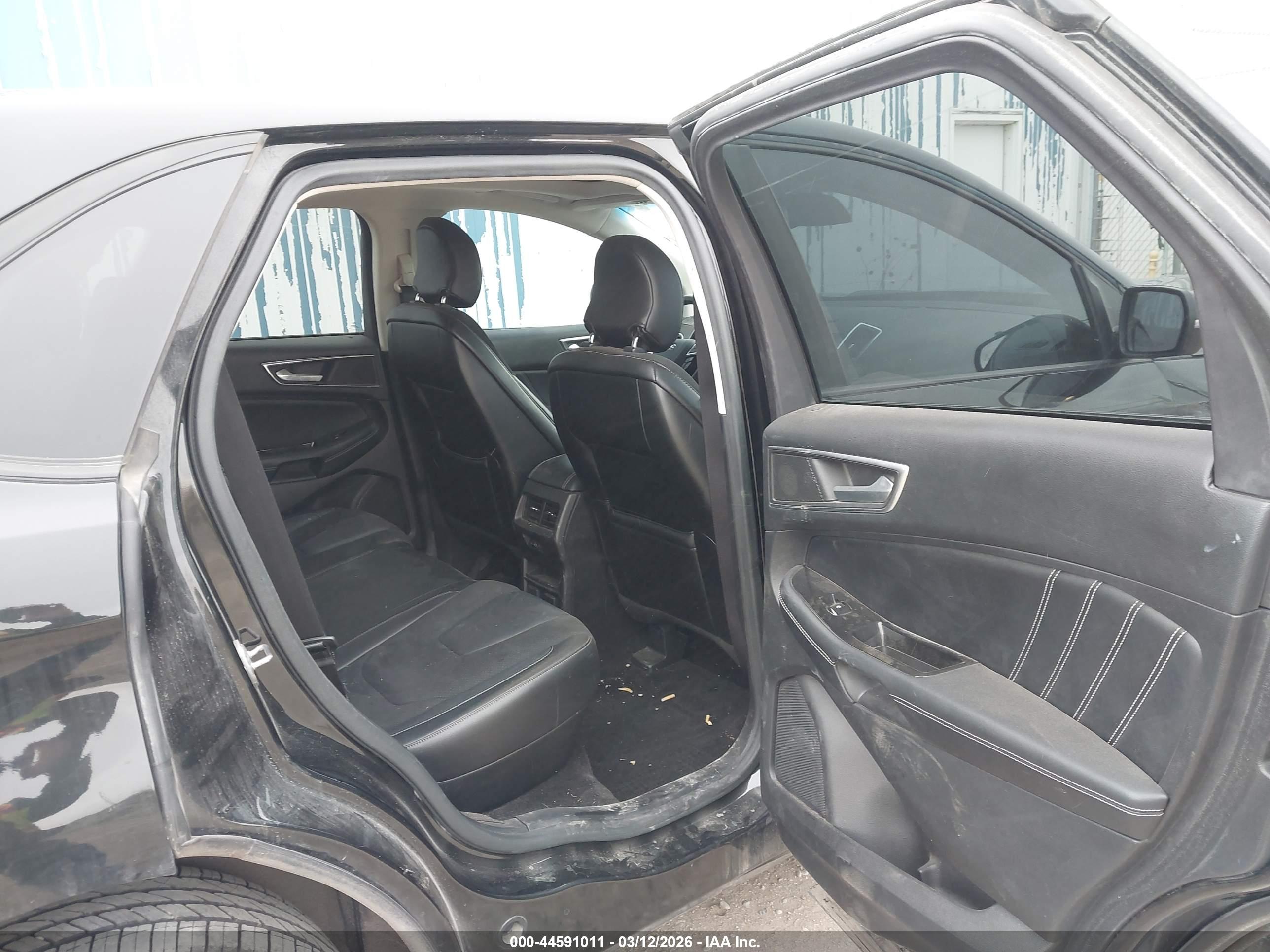FORD EDGE image 8