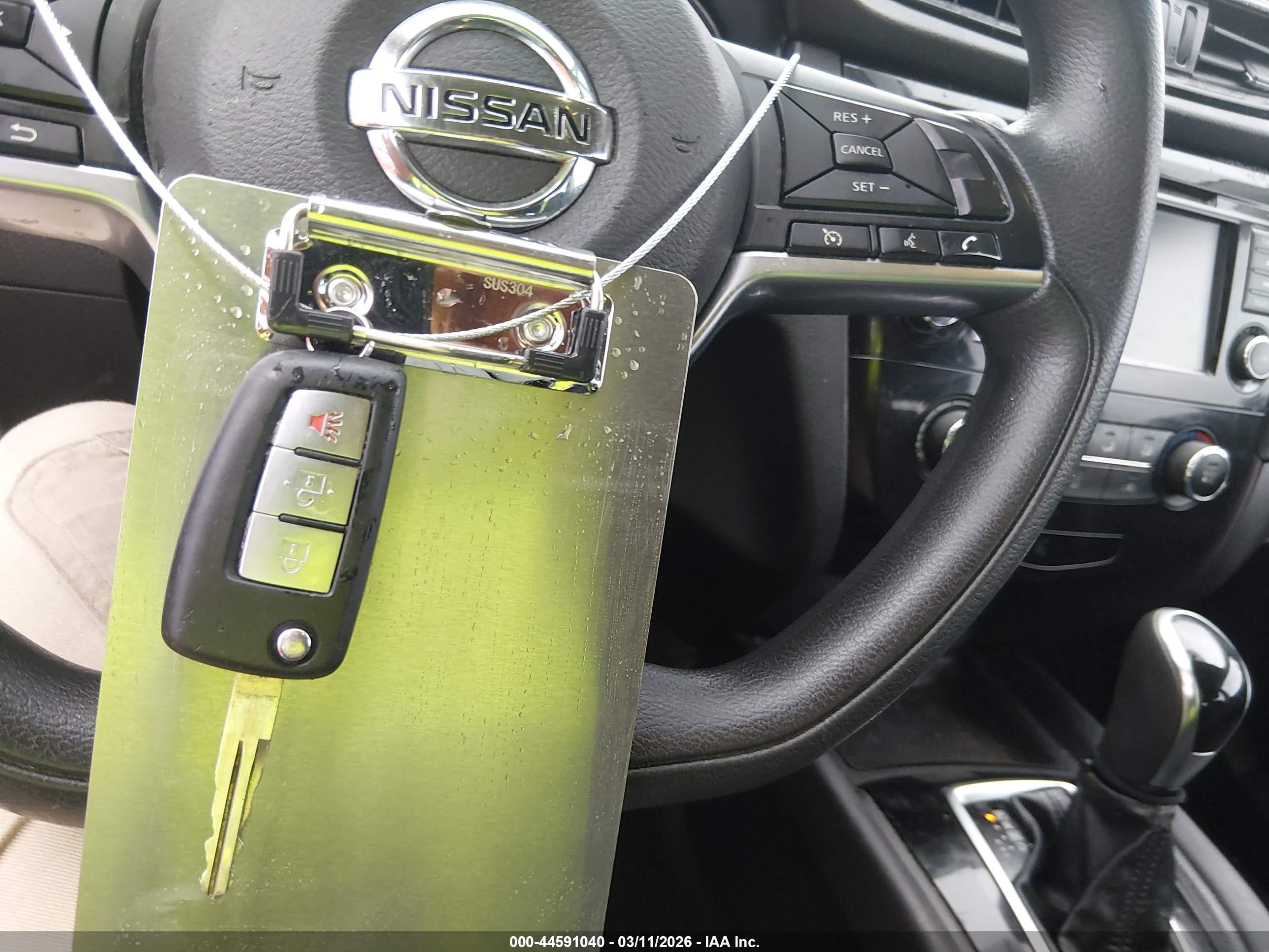 NISSAN ROGUE image 11