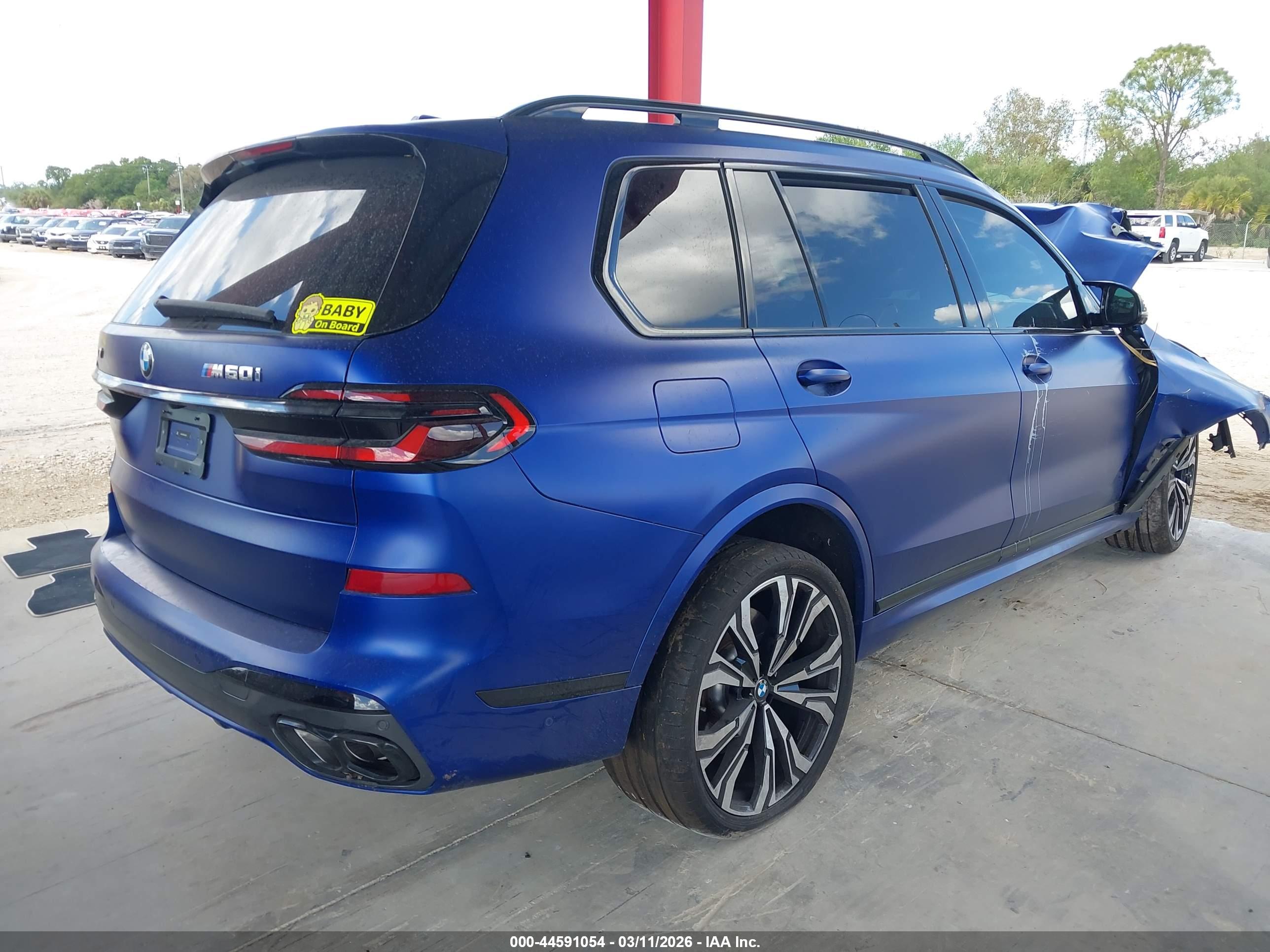 BMW X7 image 4