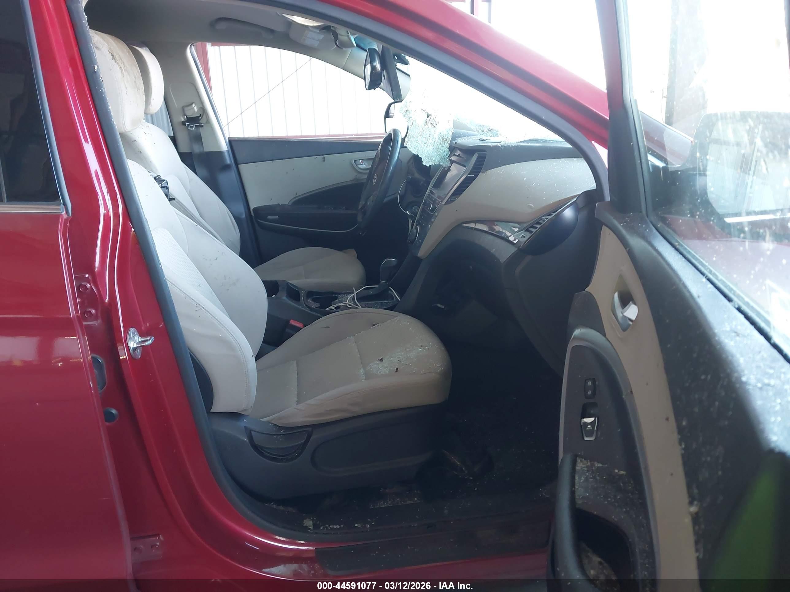 HYUNDAI SANTA image 5