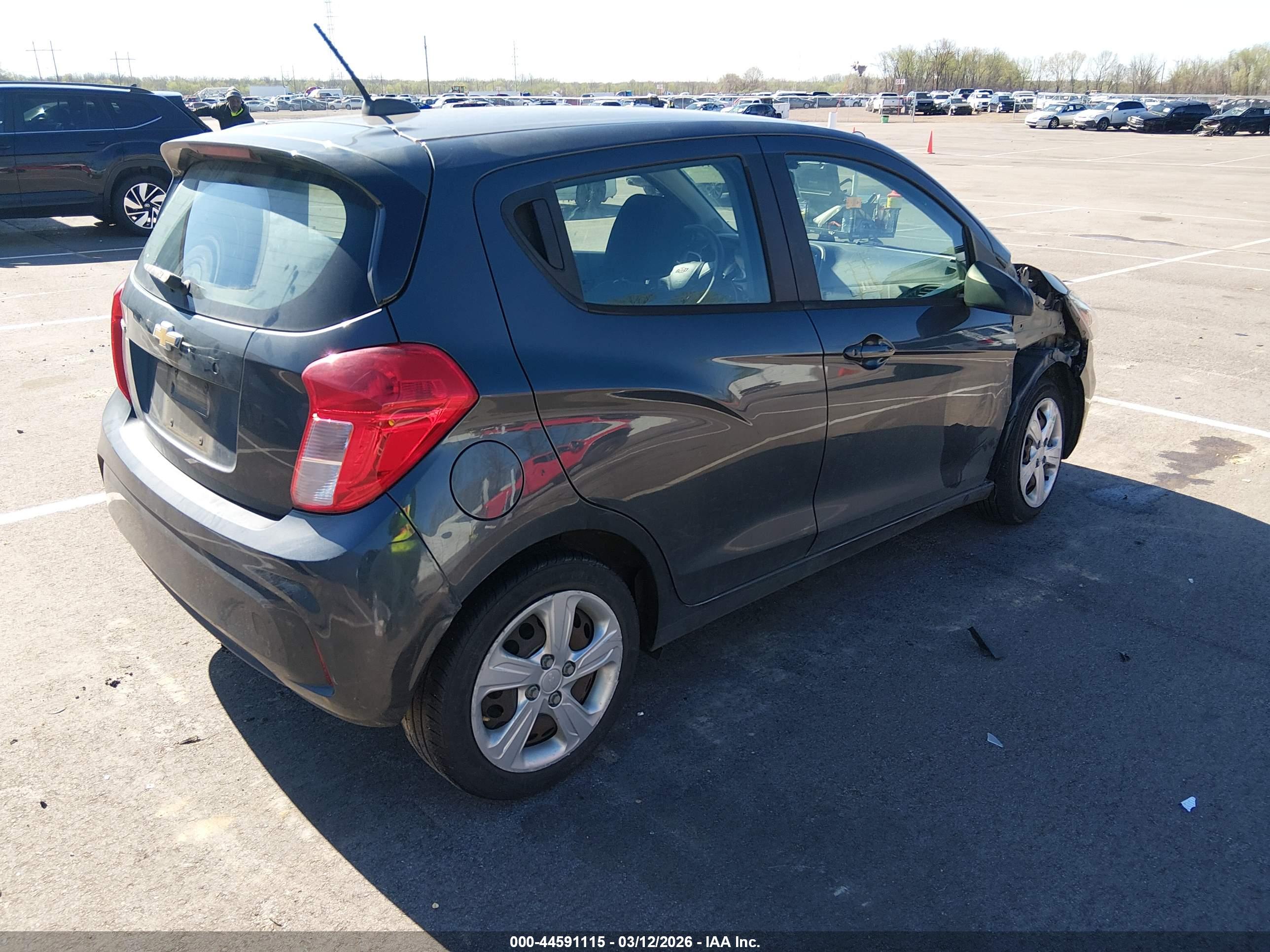 CHEVROLET SPARK image 4