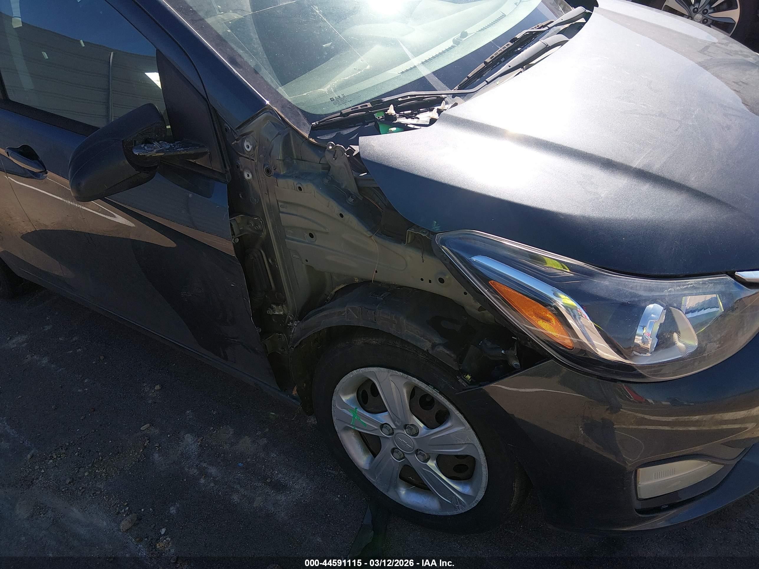 CHEVROLET SPARK image 6