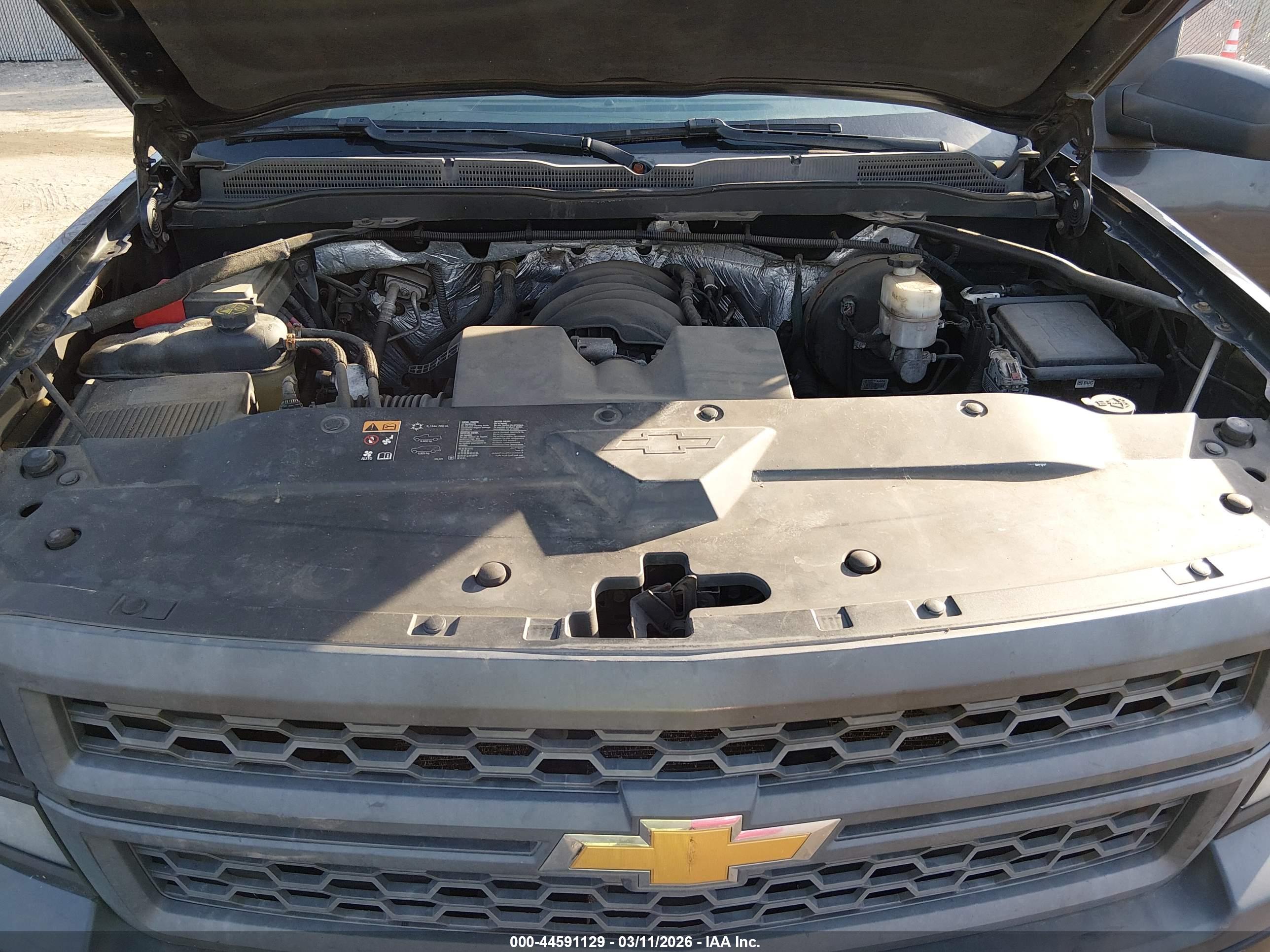 CHEVROLET SILVERADO image 10