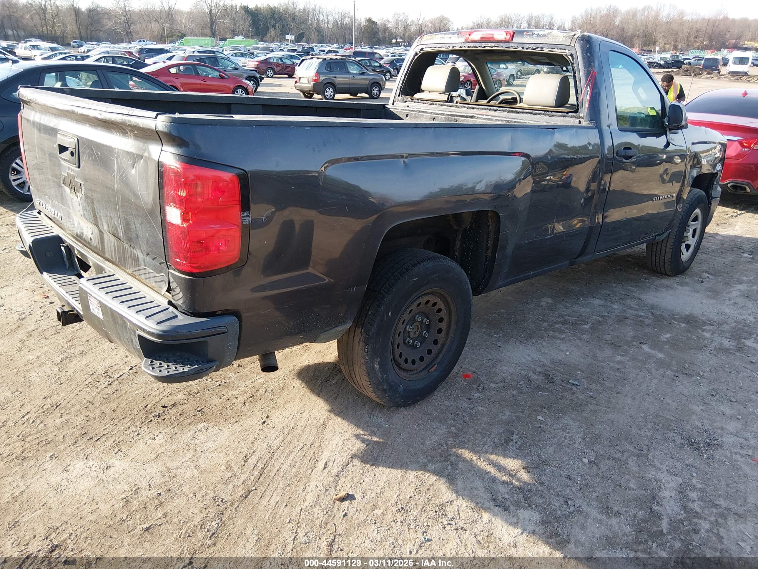 CHEVROLET SILVERADO image 4