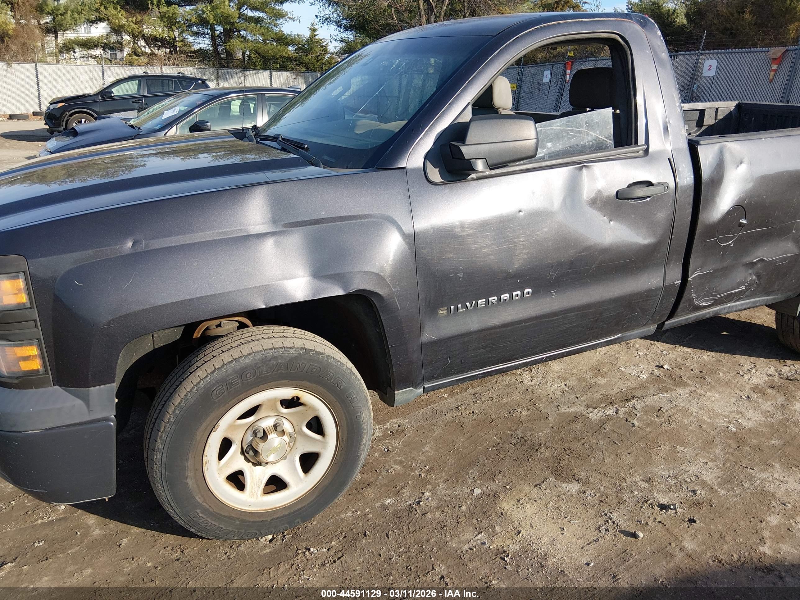 CHEVROLET SILVERADO image 6