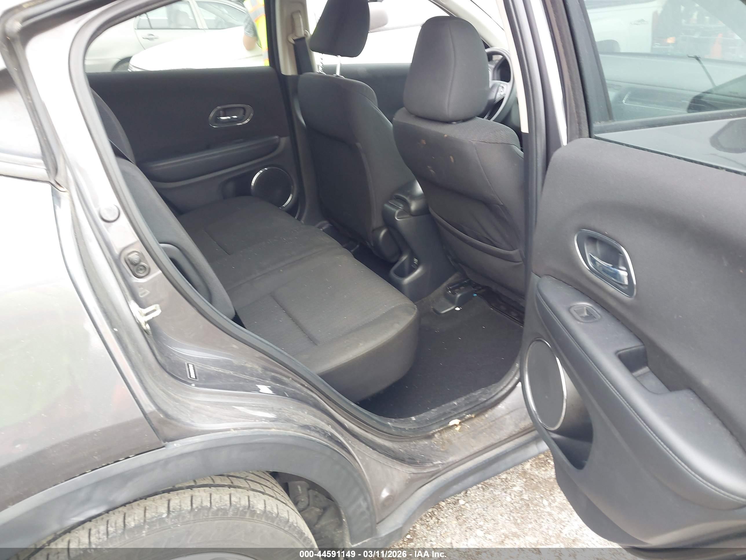 HONDA HR-V image 8