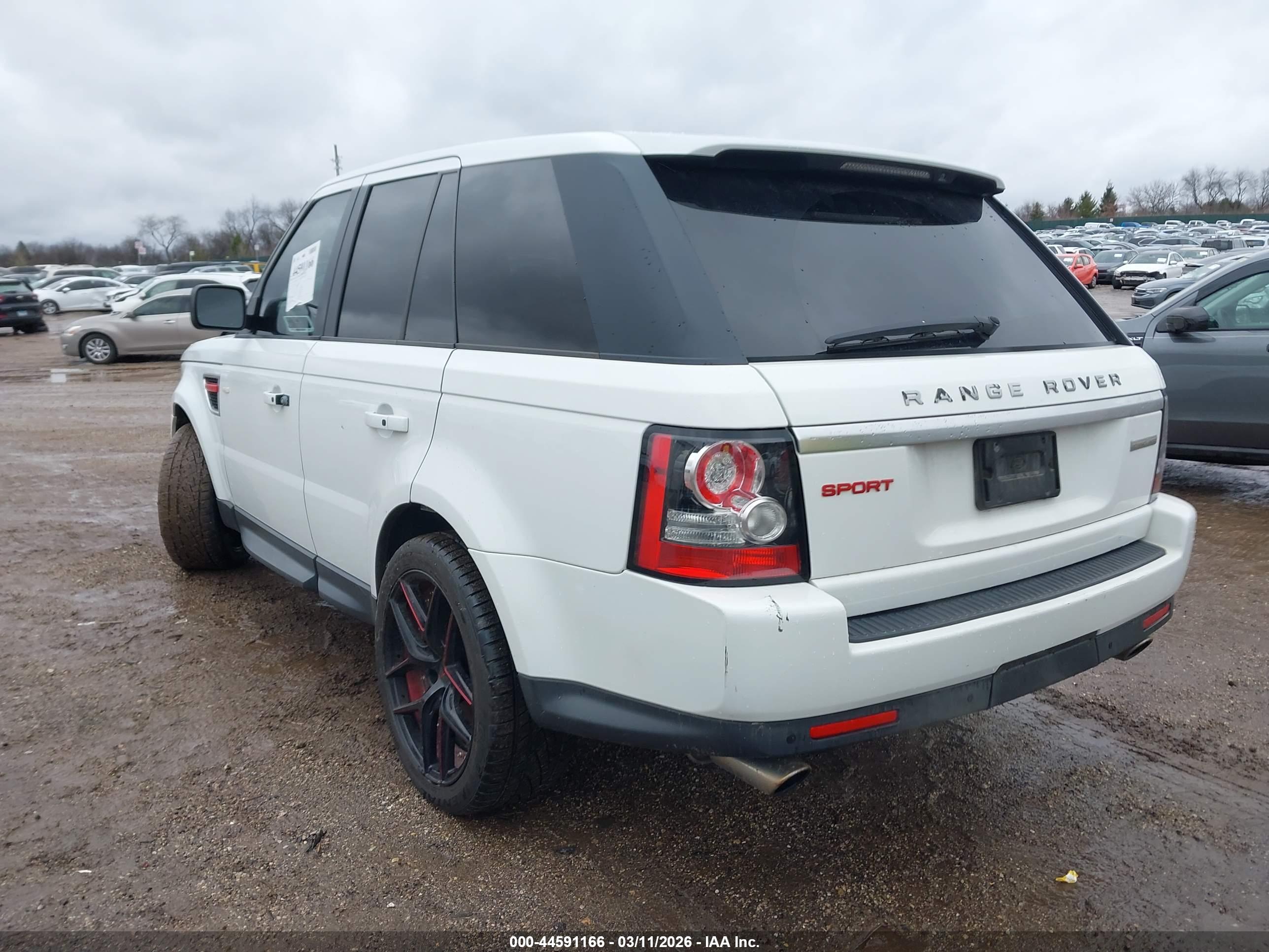 LAND ROVER image 3