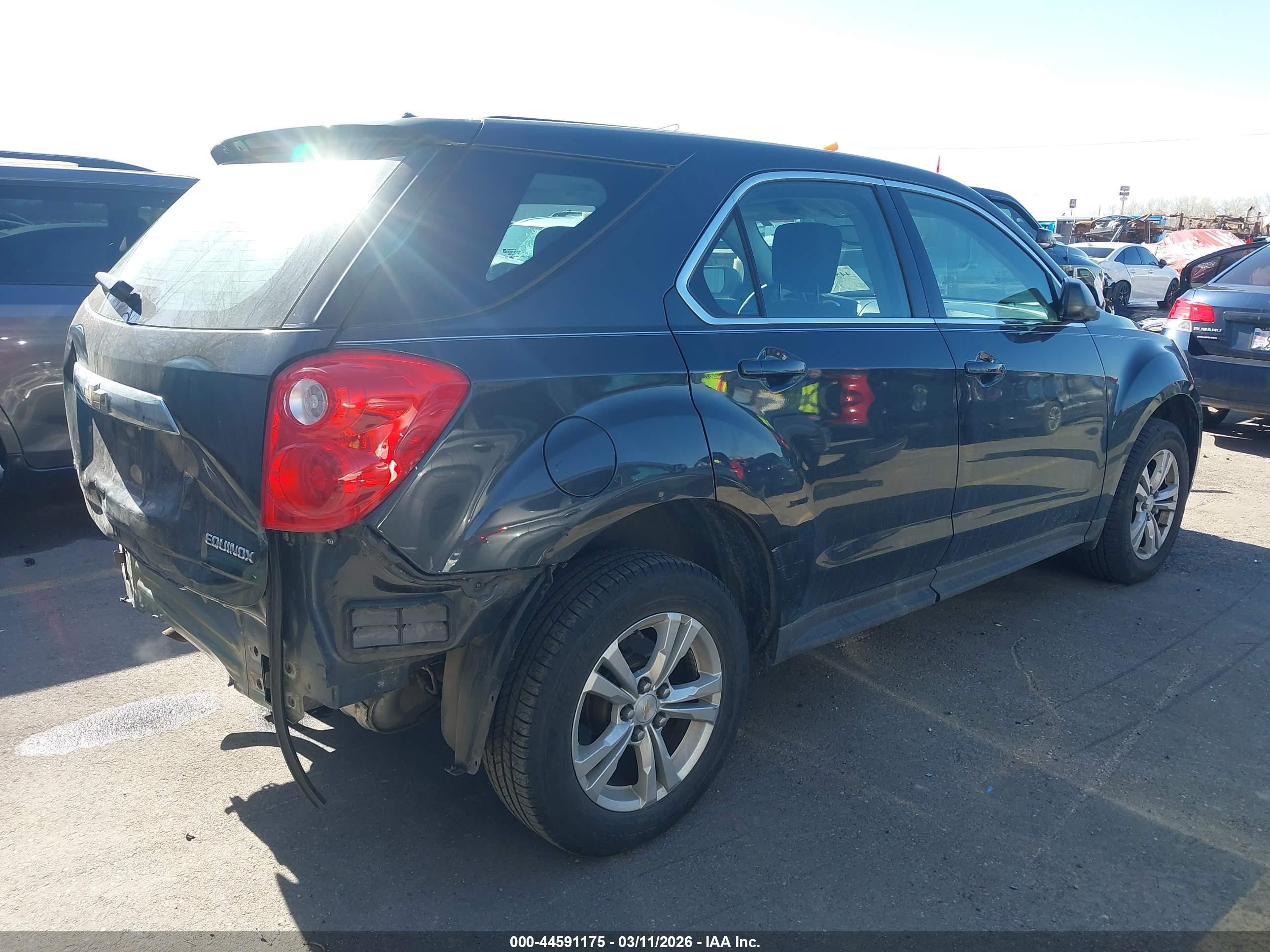 CHEVROLET EQUINOX image 4