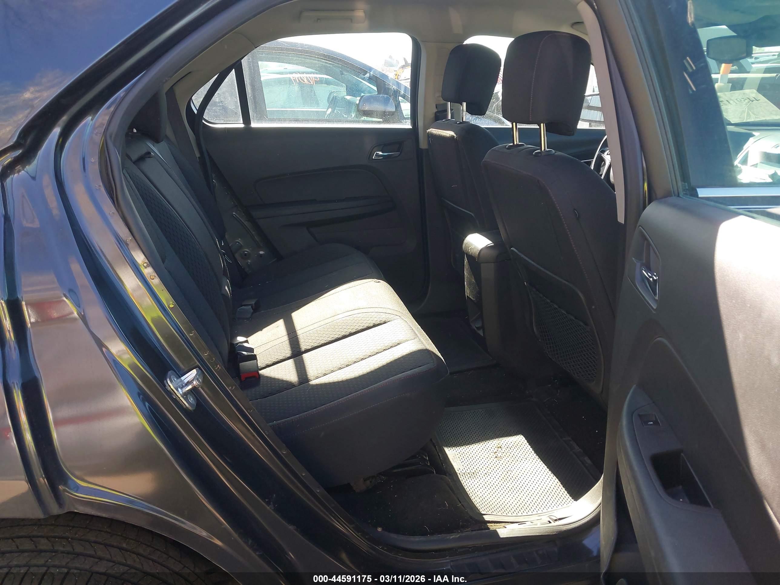 CHEVROLET EQUINOX image 8