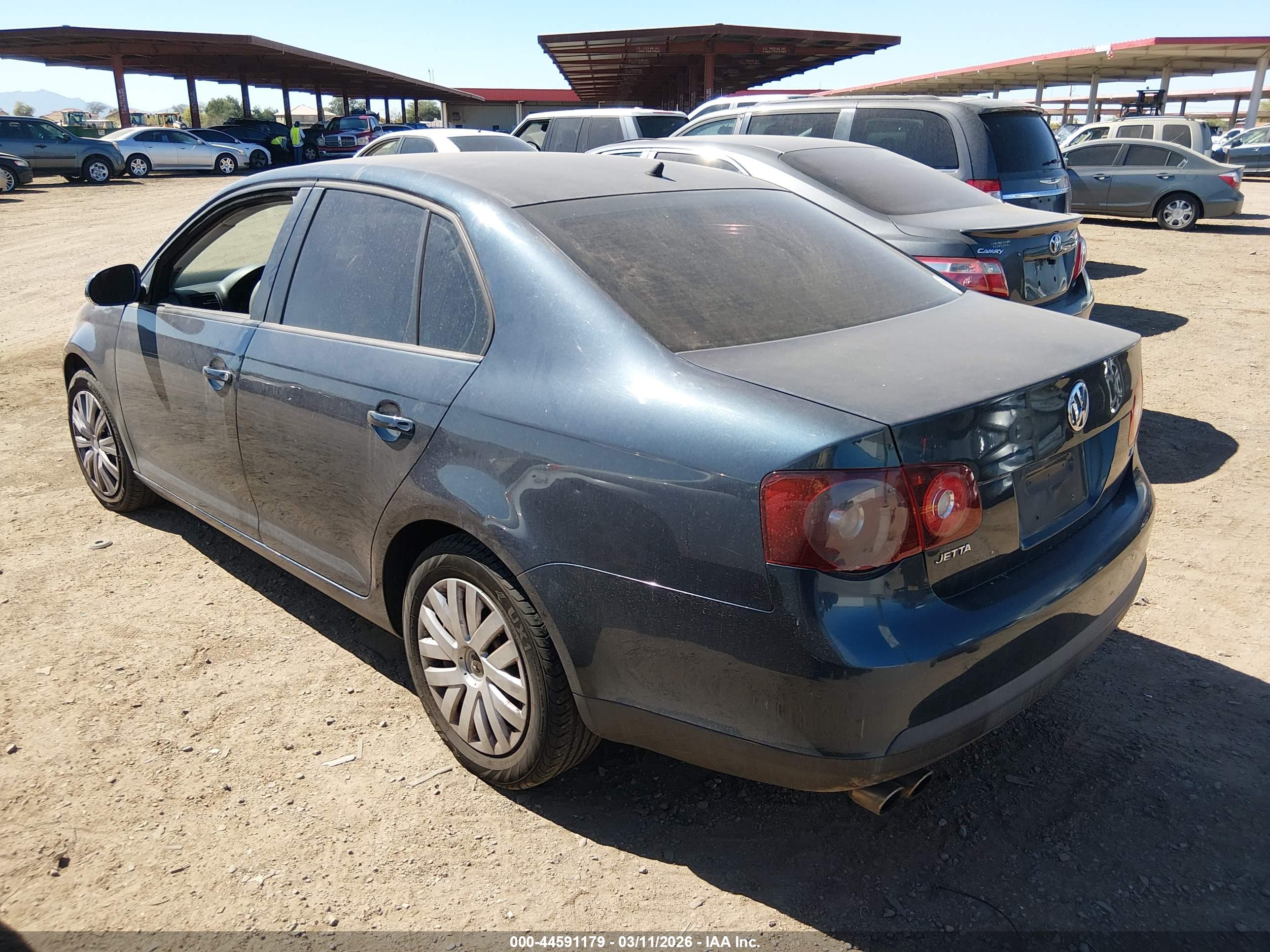 VOLKSWAGEN JETTA image 3