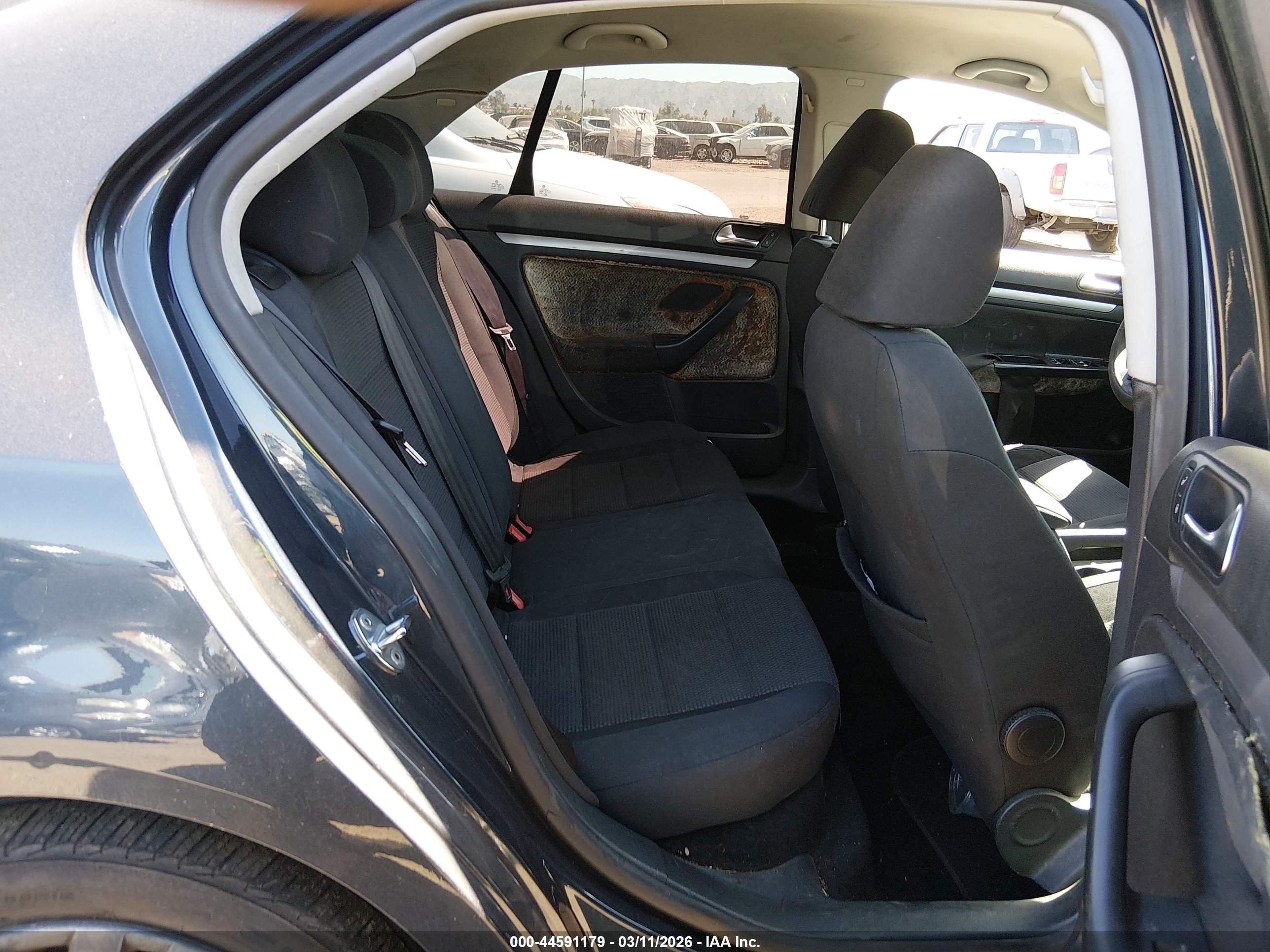 VOLKSWAGEN JETTA image 8