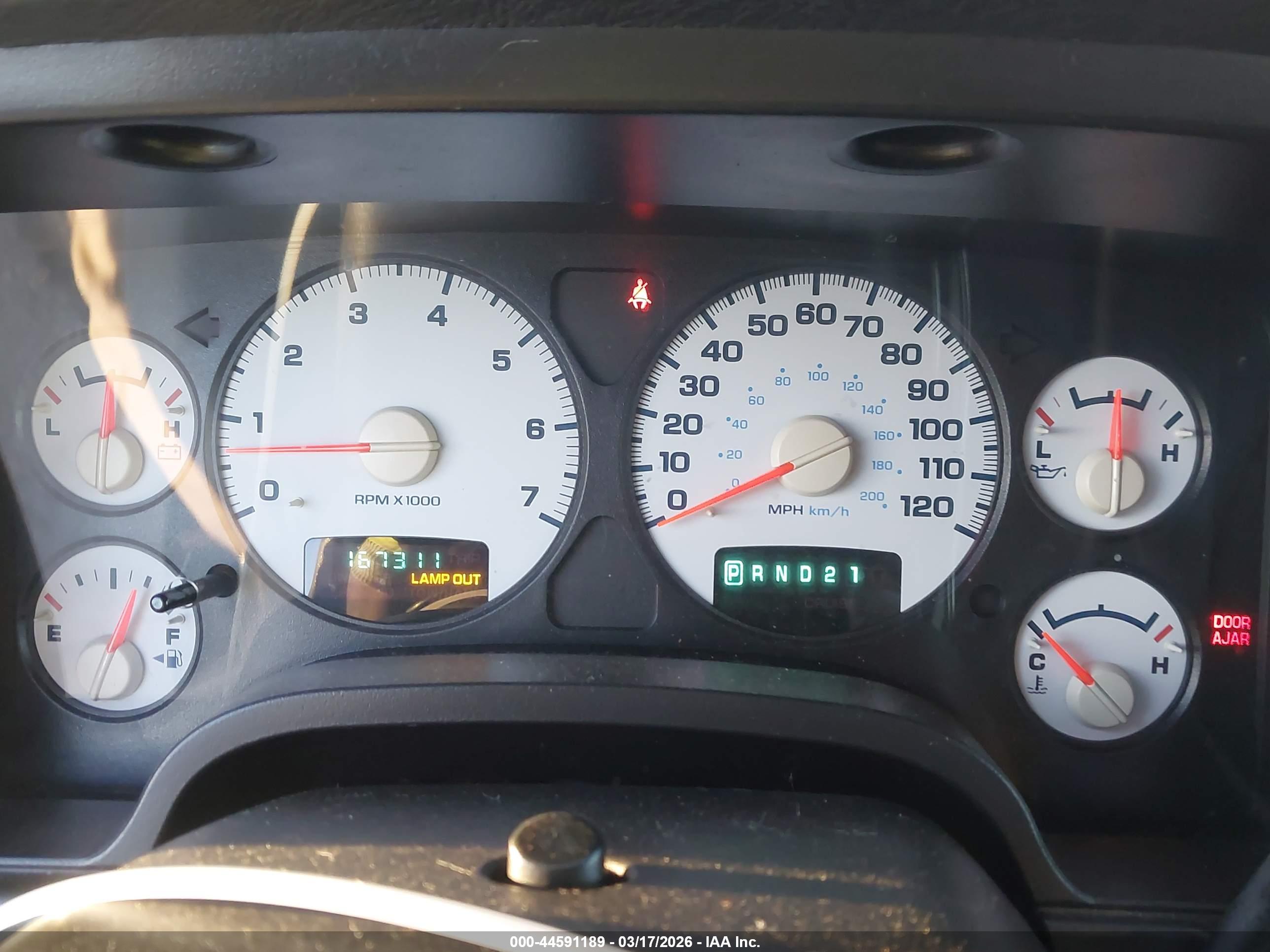 DODGE RAM image 7