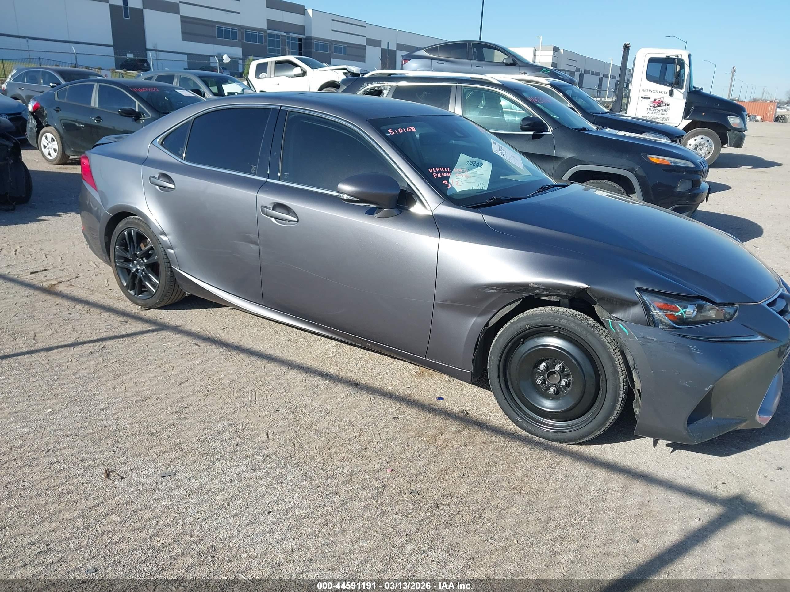 LEXUS IS image 6