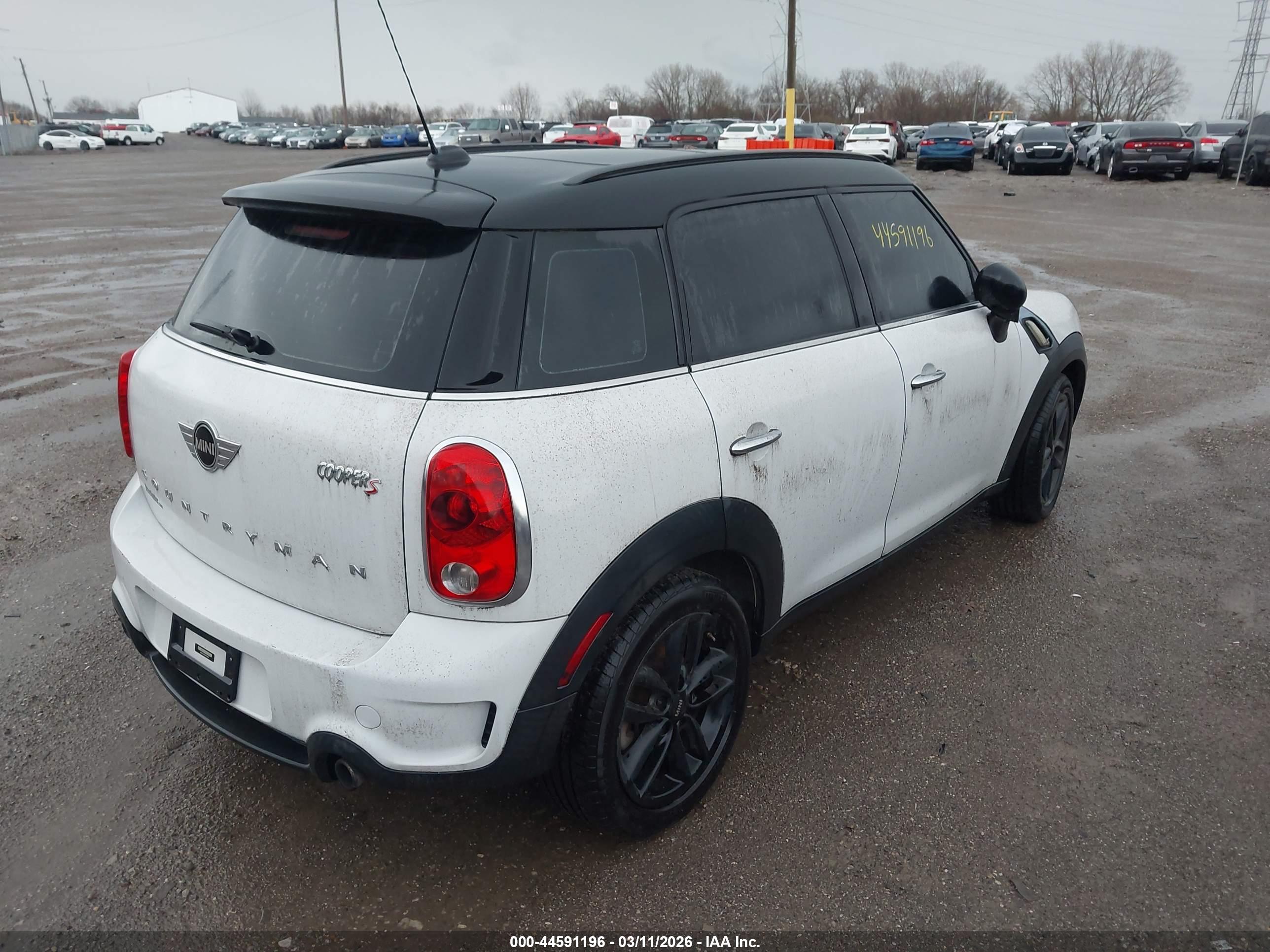 MINI COUNTRYMAN image 4