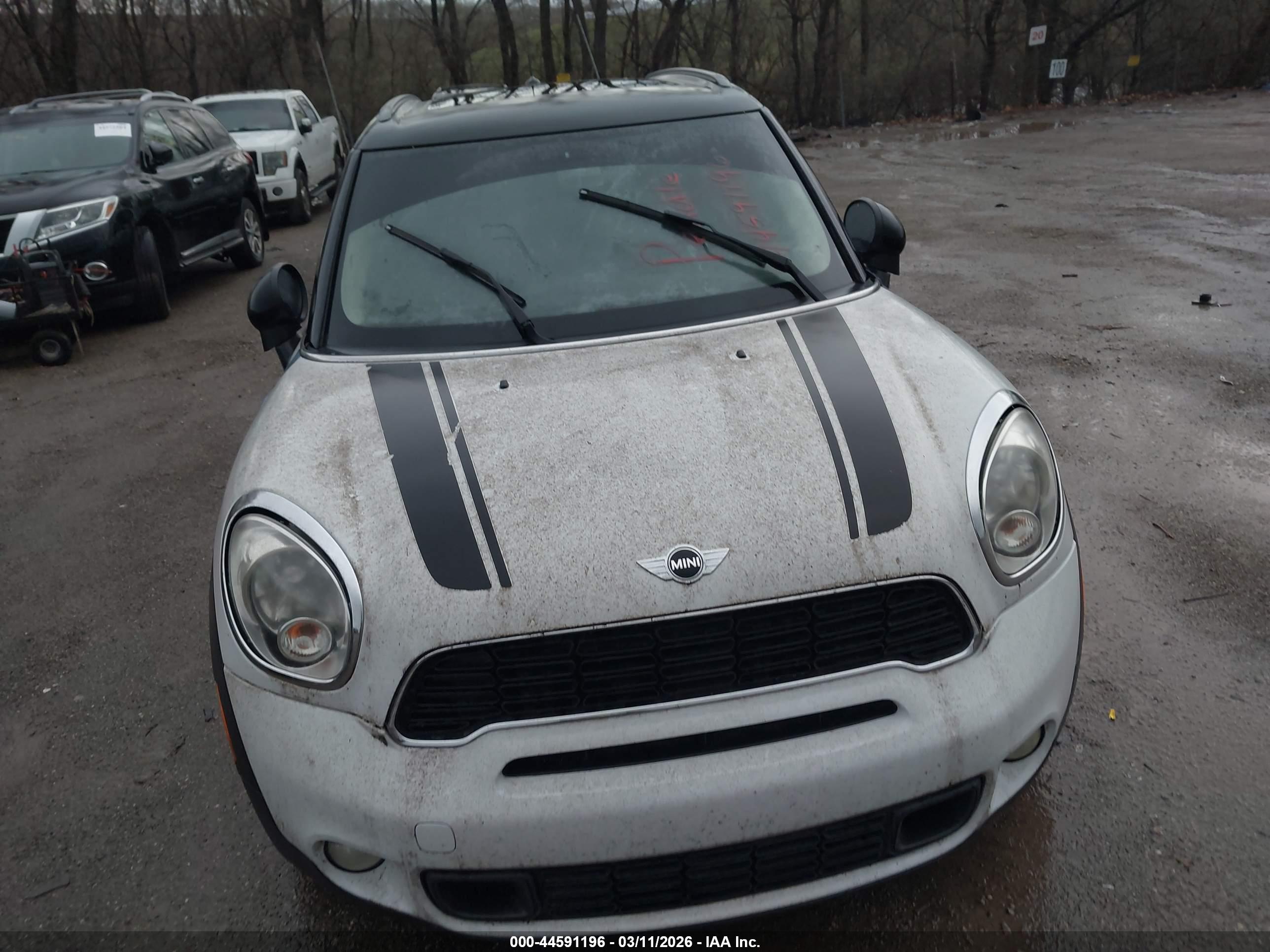 MINI COUNTRYMAN image 6