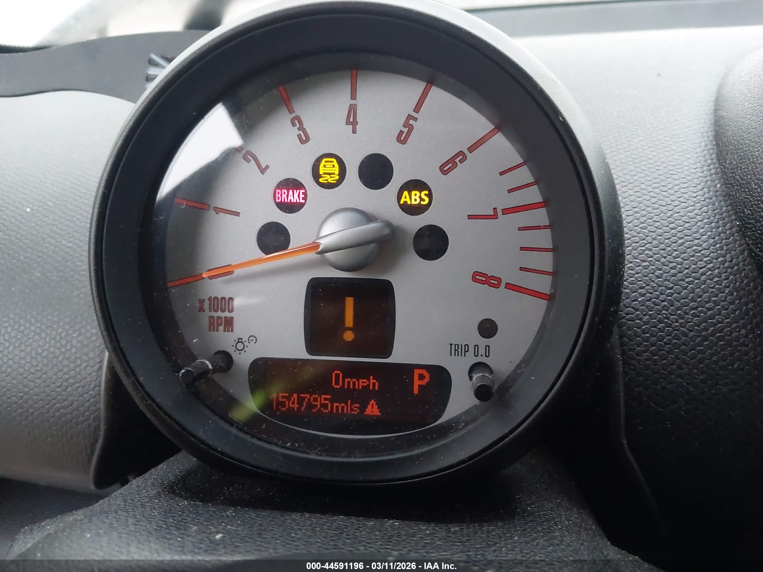 MINI COUNTRYMAN image 7