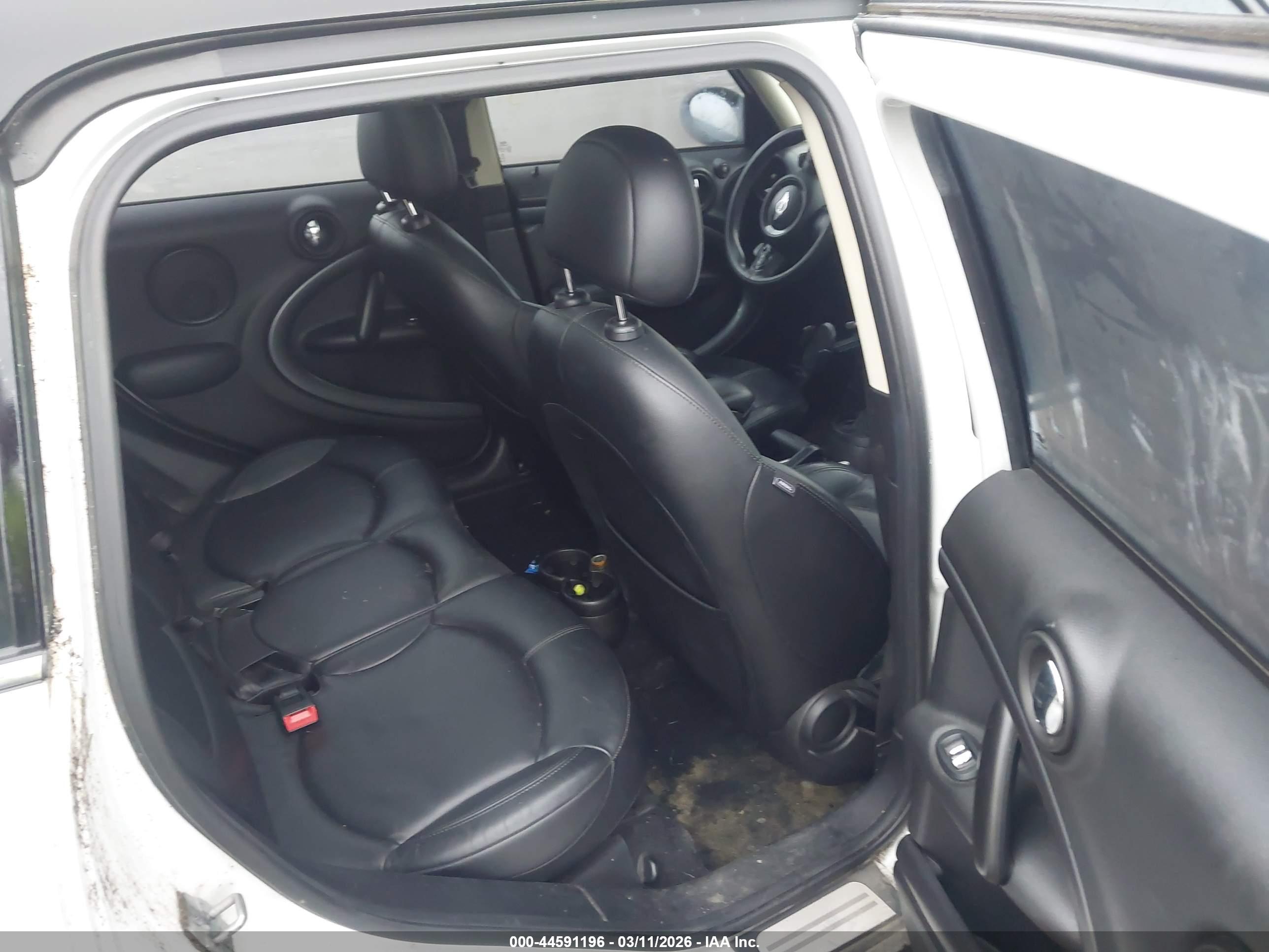 MINI COUNTRYMAN image 8