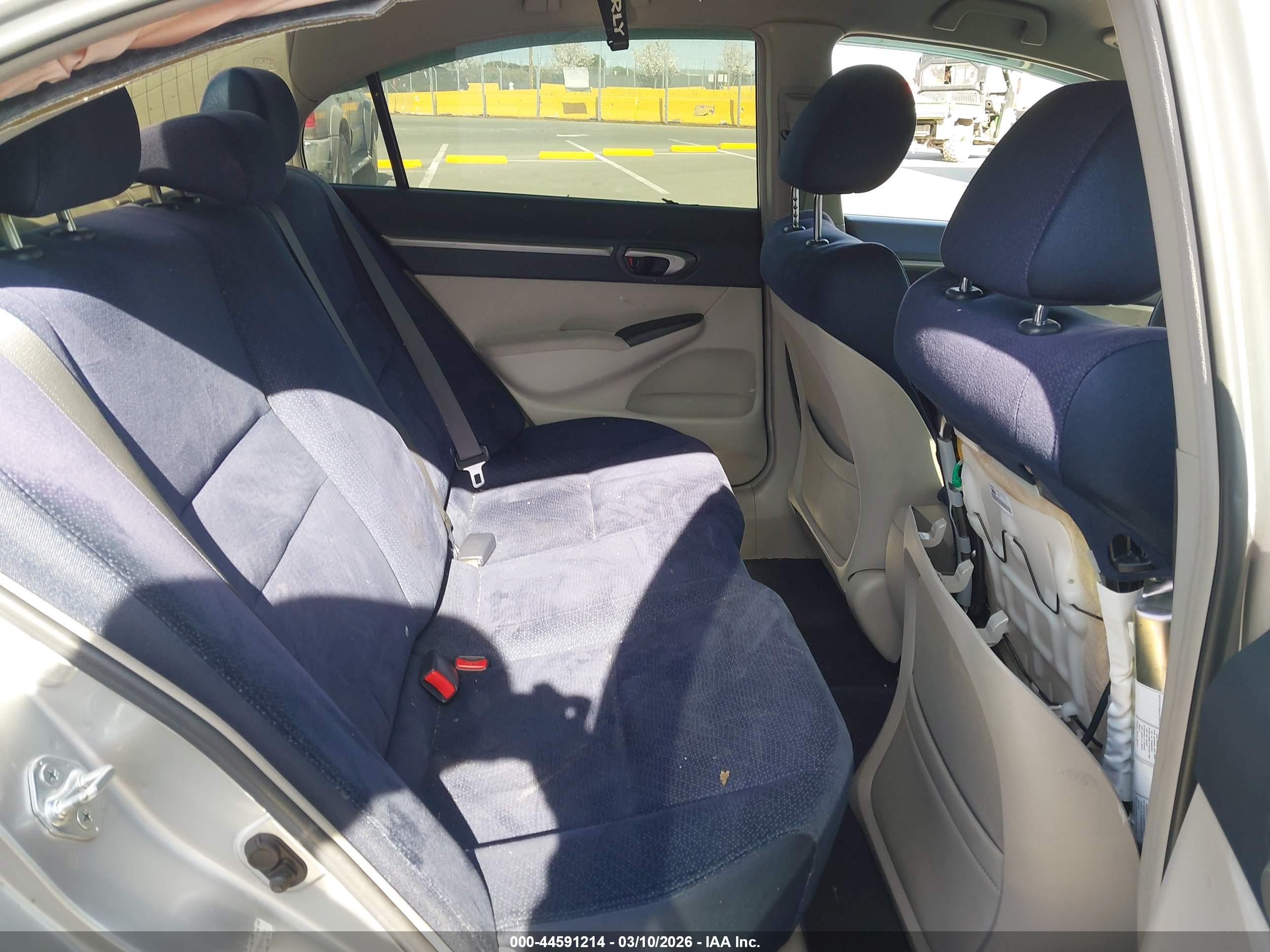 HONDA CIVIC image 8