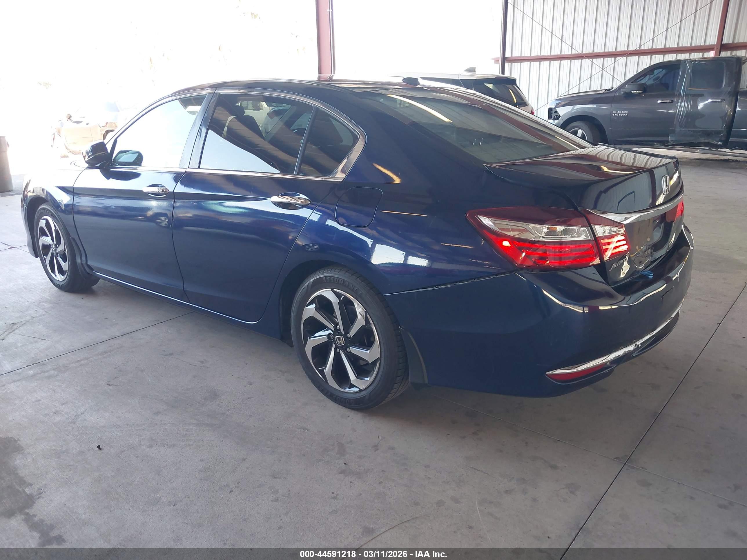 HONDA ACCORD image 3