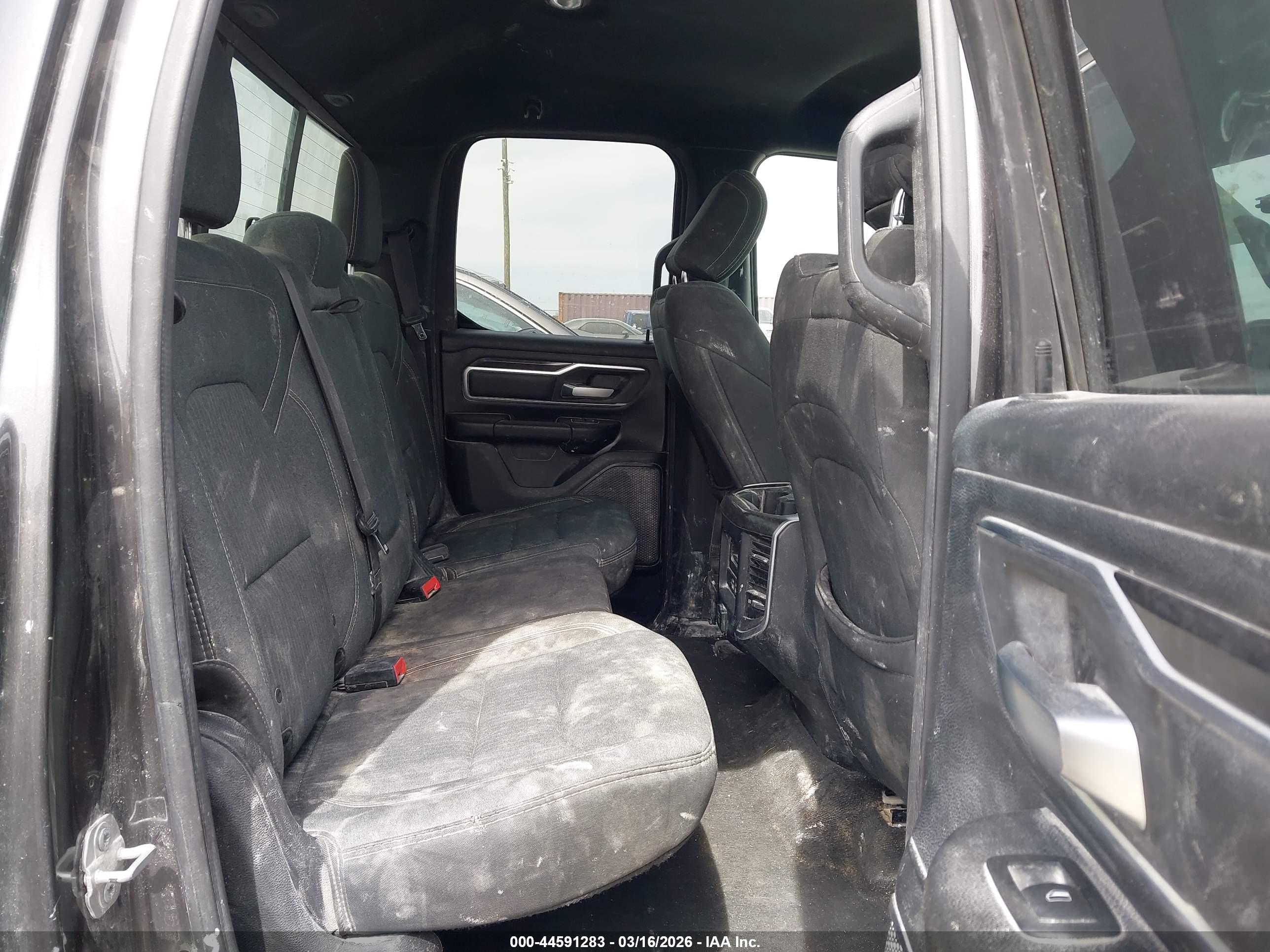 RAM 1500 image 8
