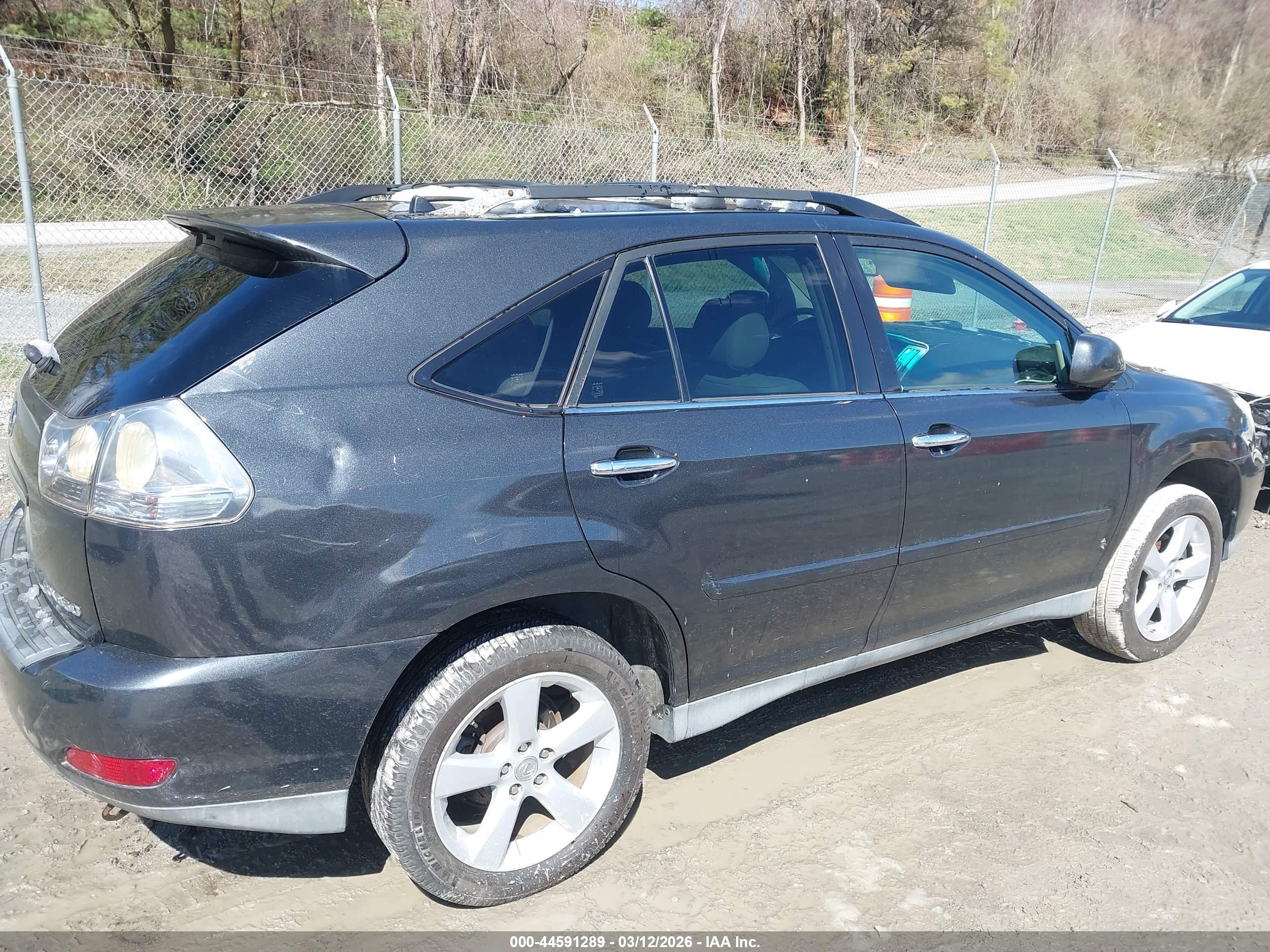 LEXUS RX image 4