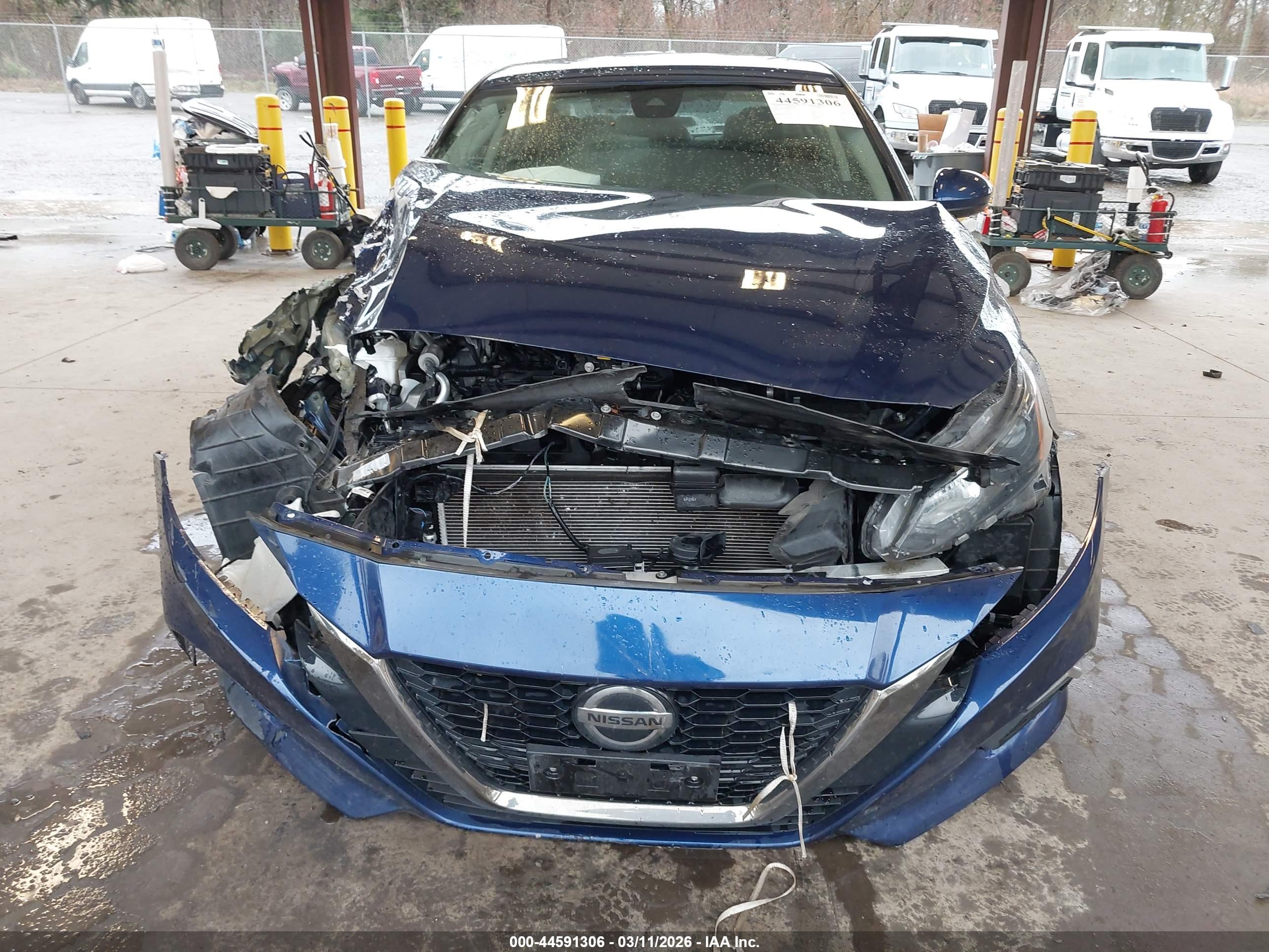 NISSAN ALTIMA image 6