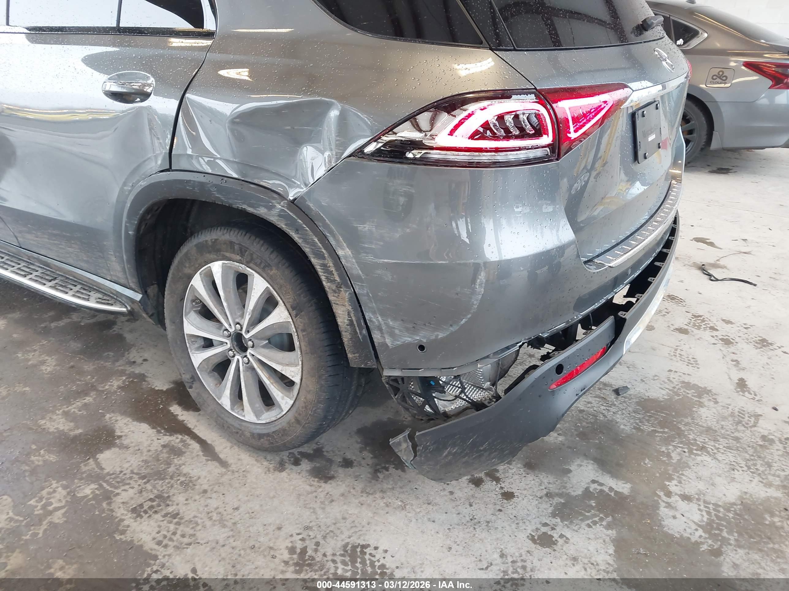 MERCEDES-BENZ GLE image 6